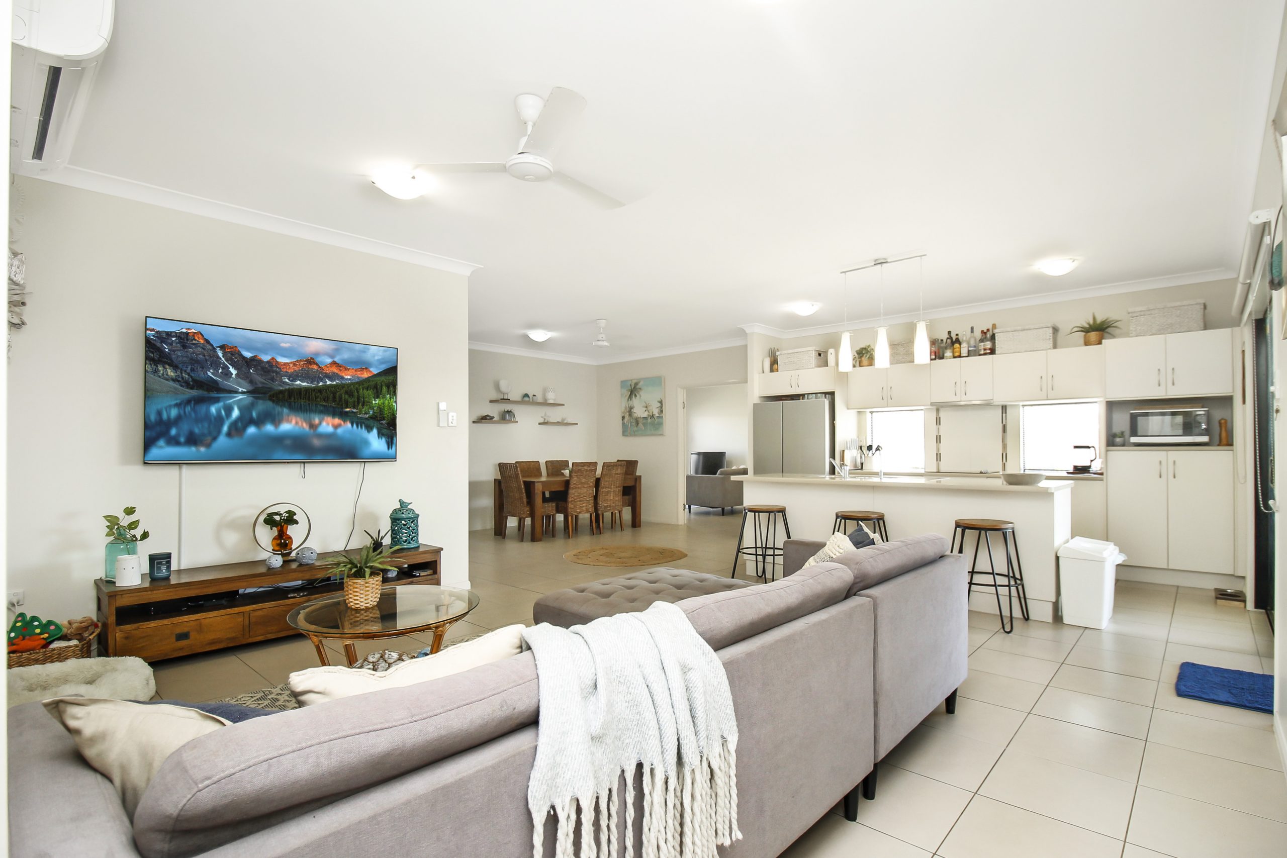 26 Beach Oak Drive, MOUNT LOW, QLD 4818 AUS