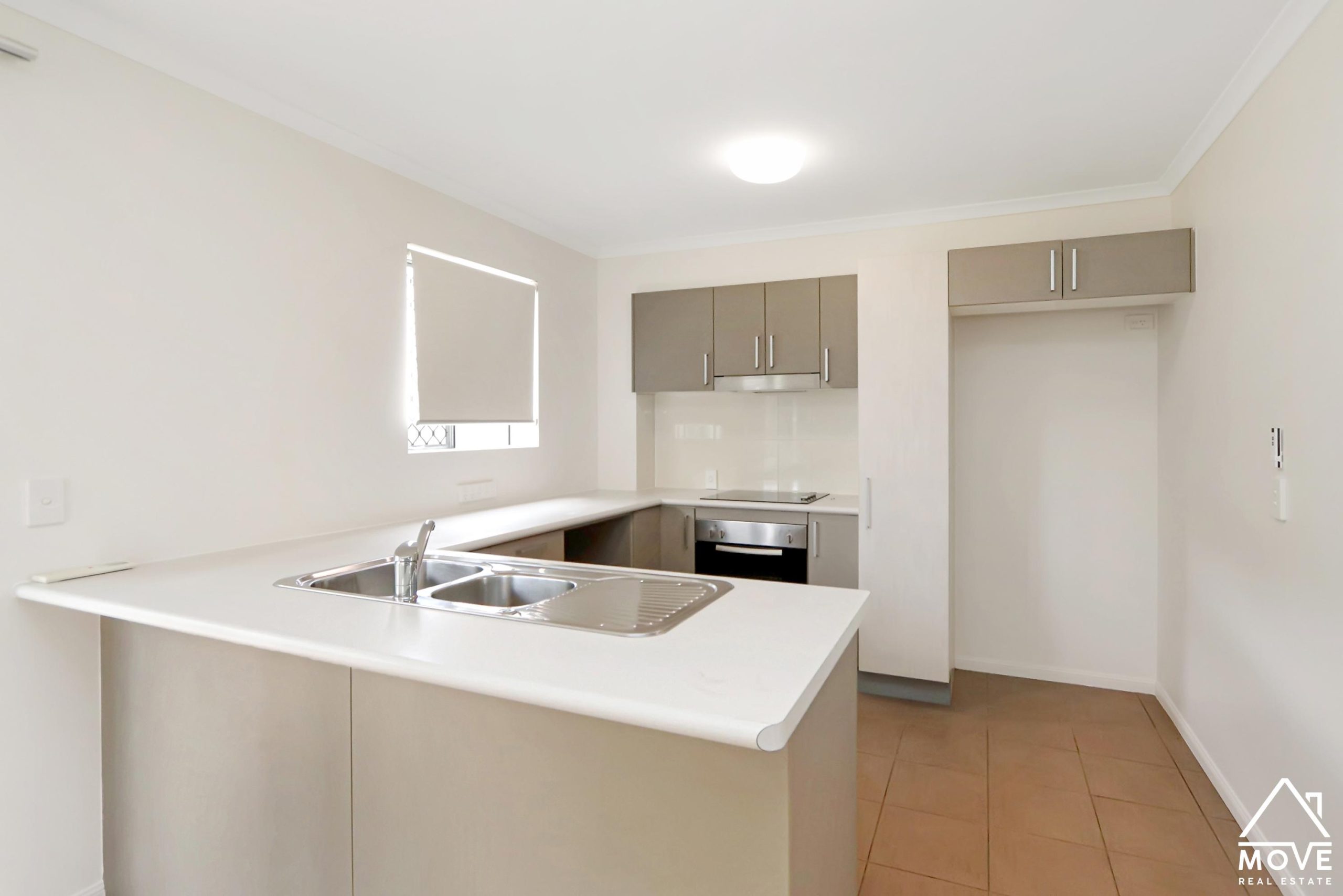 14/4 South Vickers Road, CONDON, QLD 4815 AUS