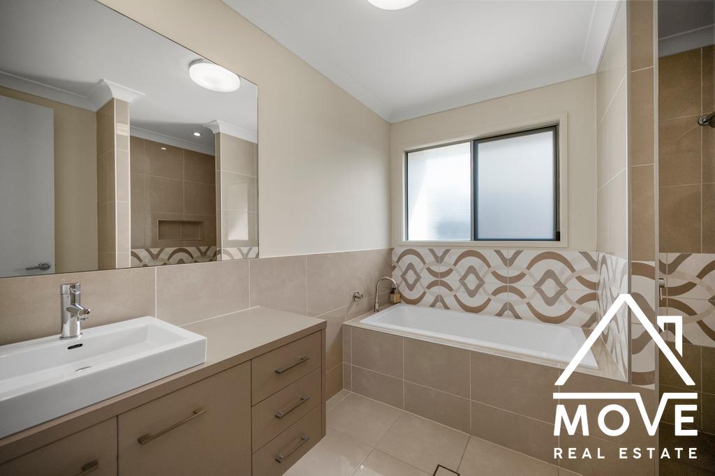 8 Sita Retreat, BURDELL, QLD 4818 AUS