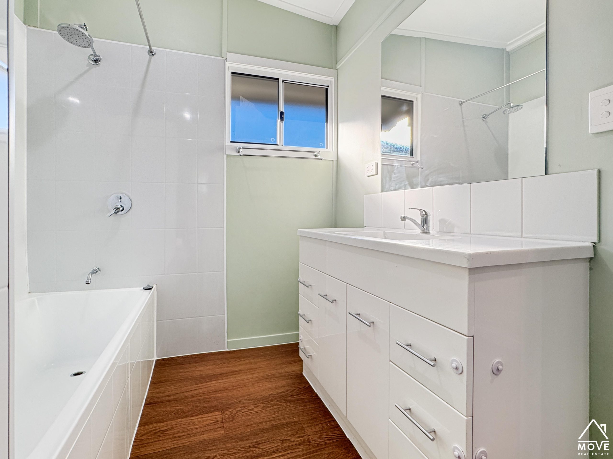 17 Vulture Street, CHARTERS TOWERS CITY, QLD 4820 AUS