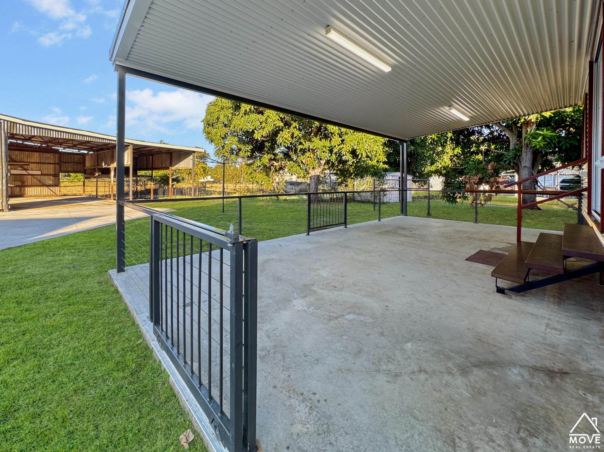17 Vulture Street, CHARTERS TOWERS CITY, QLD 4820 AUS
