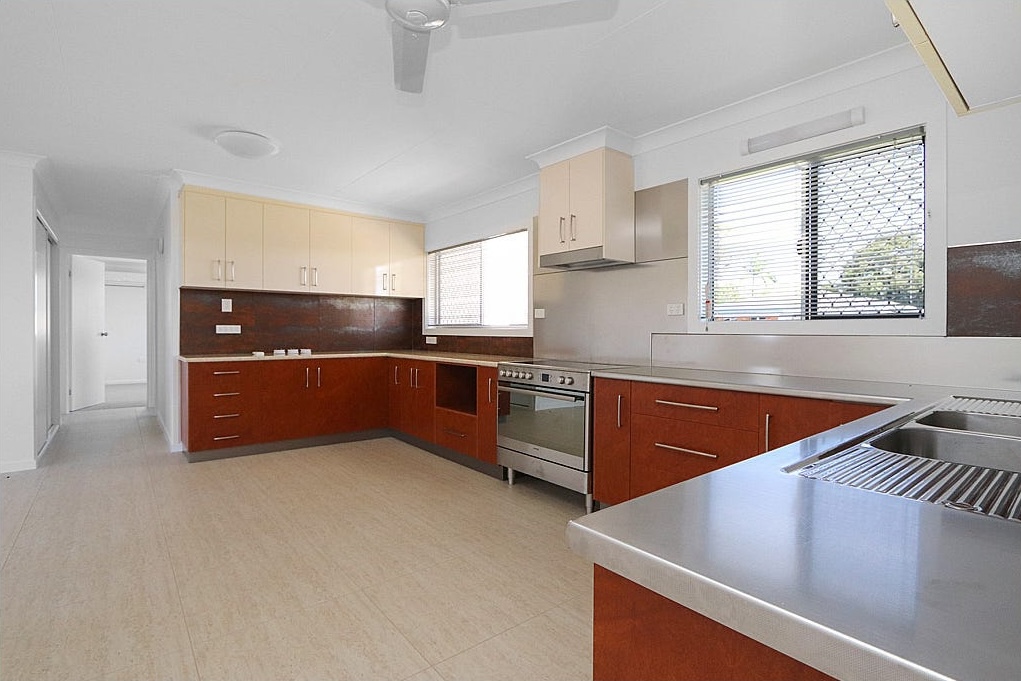 30 Mason Street, CURRAJONG, QLD 4812 AUS