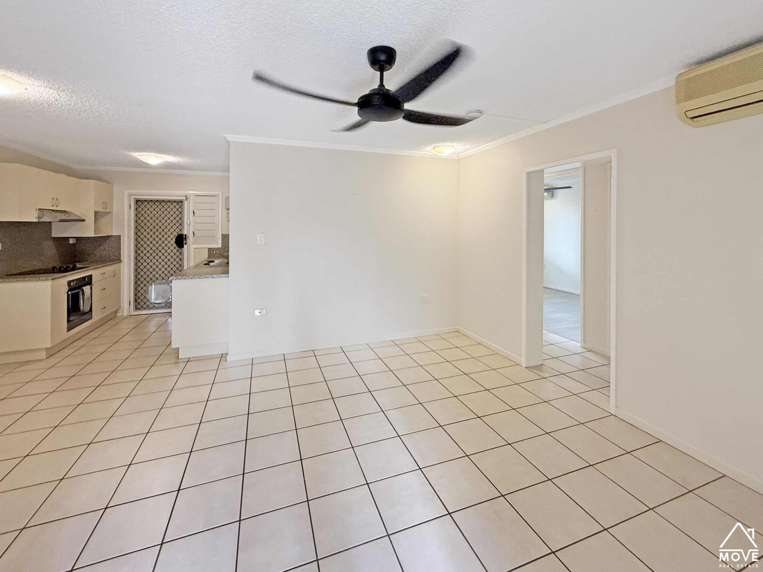 2/42 Cook Street, NORTH WARD, QLD 4810 AUS