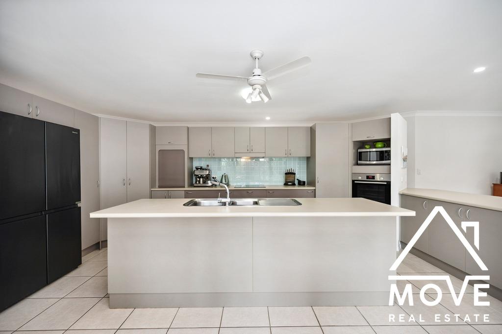 28 Tambo Court, MOUNT LOUISA, QLD 4814 AUS