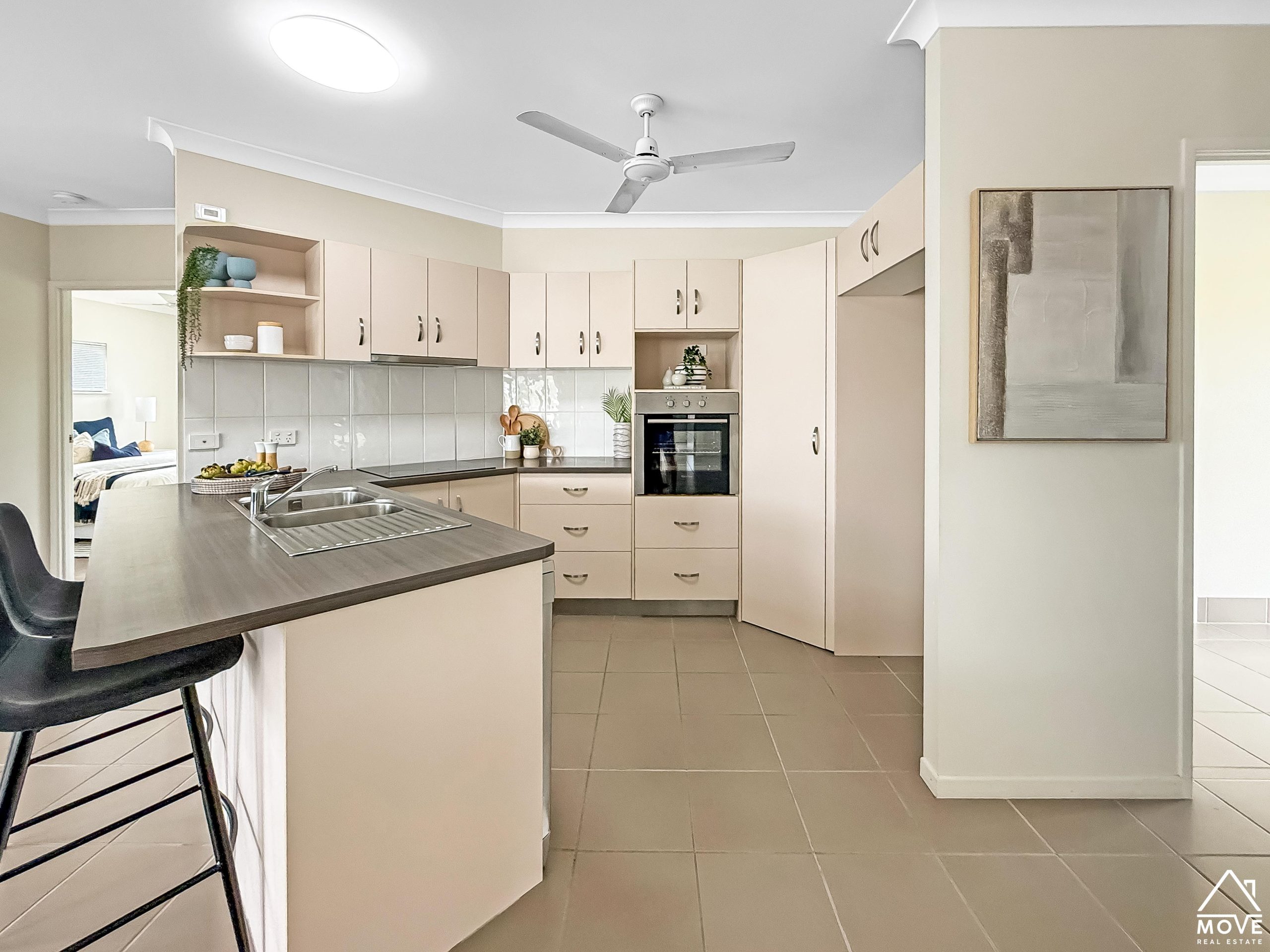 17 South Beck Drive, RASMUSSEN, QLD 4815 AUS