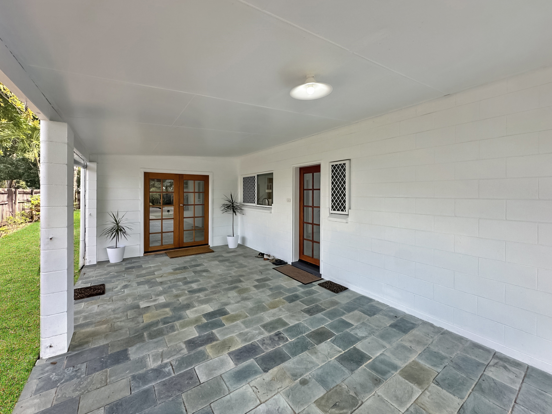 98 Marlin Drive, WONGA BEACH, QLD 4873 AUS
