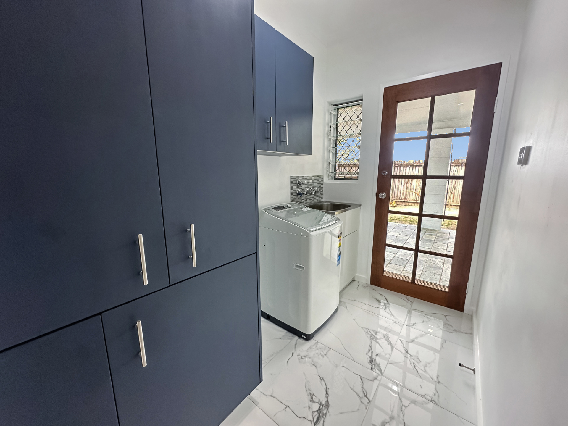 98 Marlin Drive, WONGA BEACH, QLD 4873 AUS