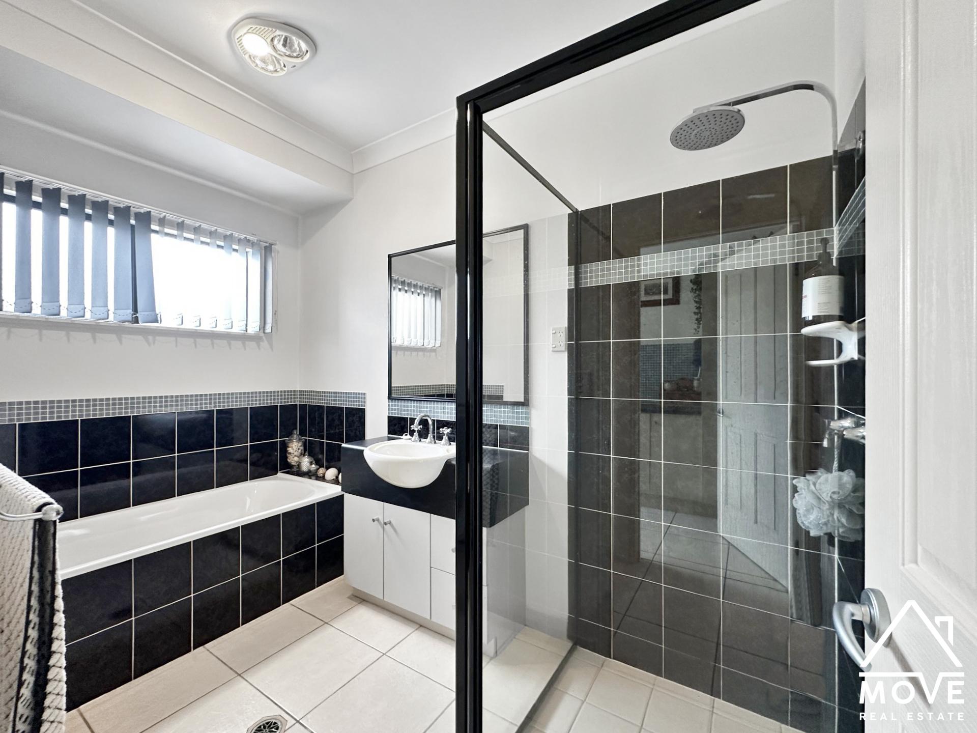 25 Goicoechea Drive, BUSHLAND BEACH, QLD 4818 AUS