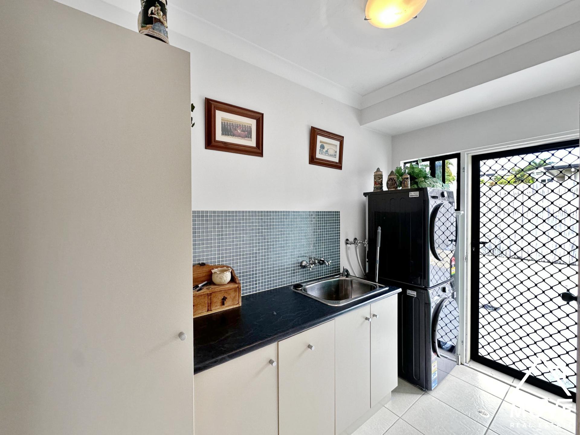 25 Goicoechea Drive, BUSHLAND BEACH, QLD 4818 AUS