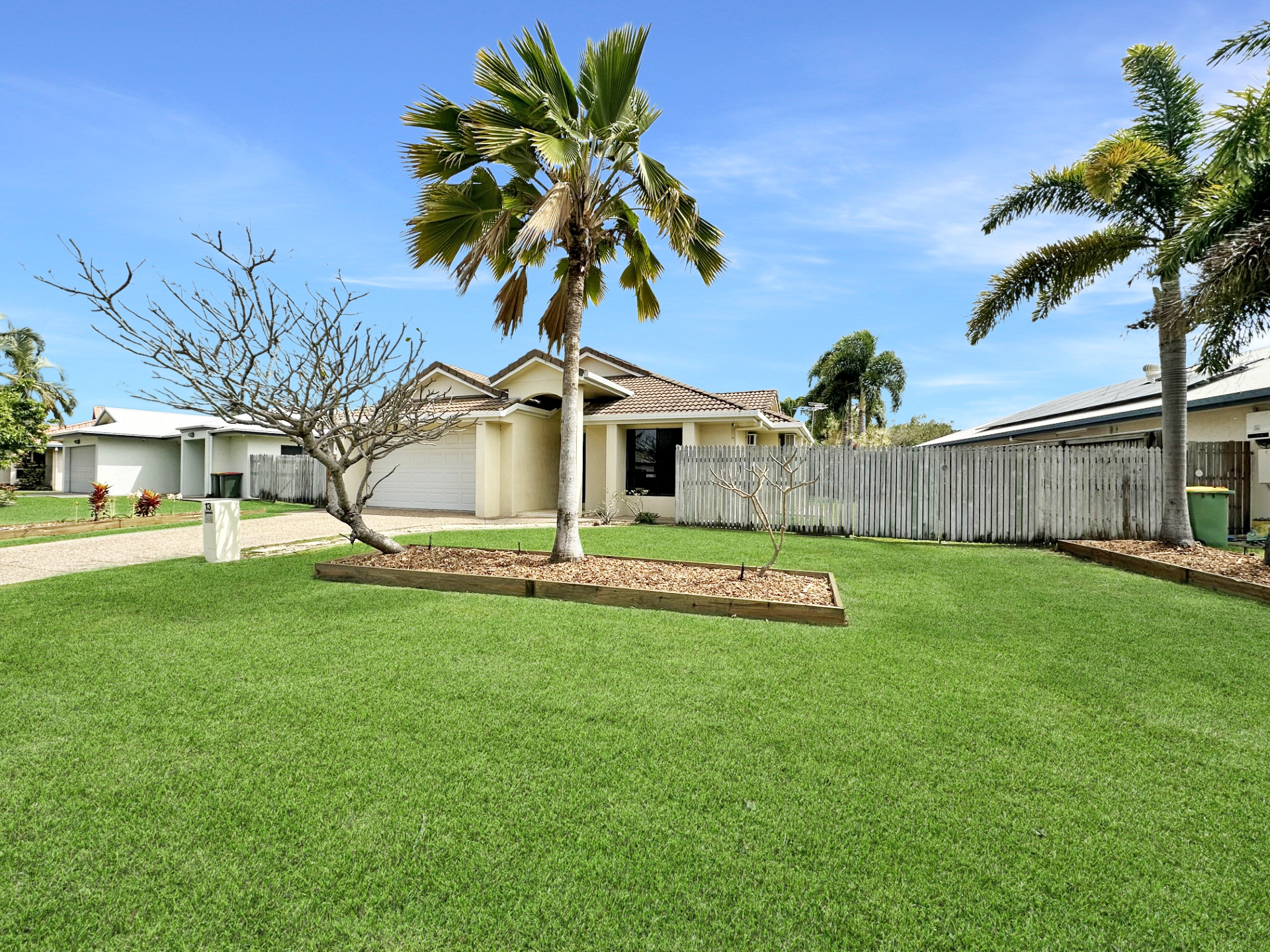 13 Bel Air Avenue, KIRWAN, QLD 4817 AUS