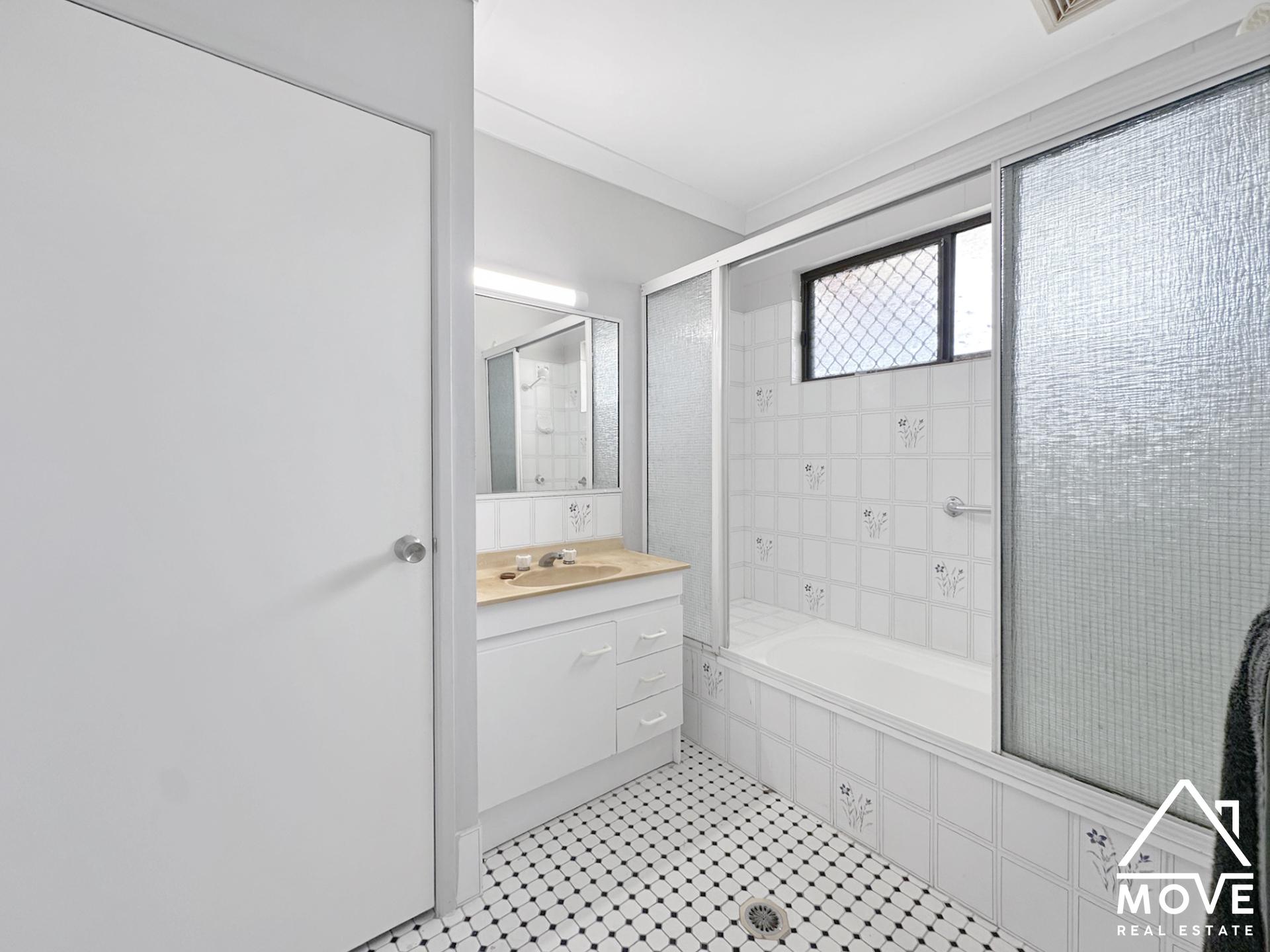 16 Narangi Street, HEATLEY, QLD 4814 AUS