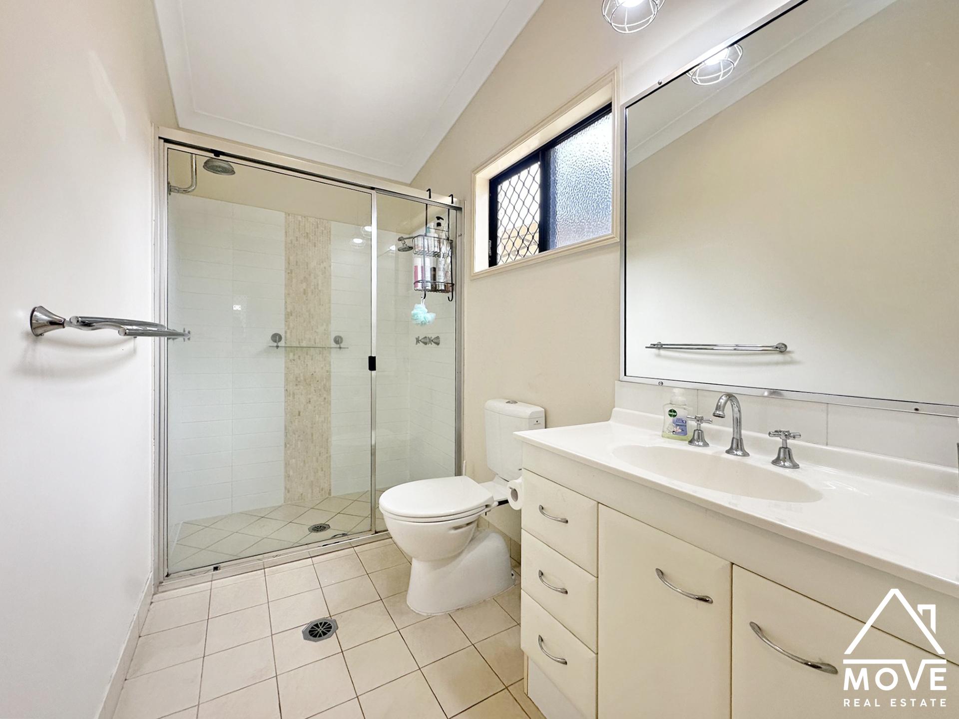 13 Bel Air Avenue, KIRWAN, QLD 4817 AUS