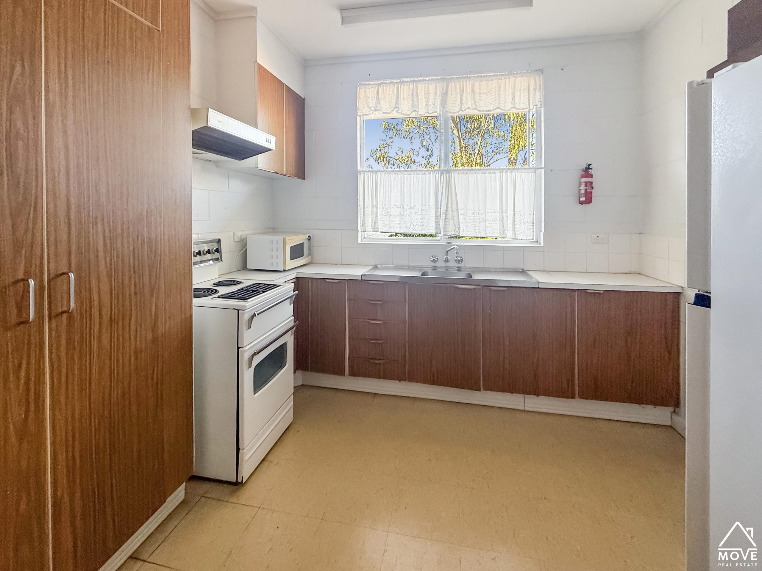 4 Hakea court, GREENVALE, QLD 4816 AUS