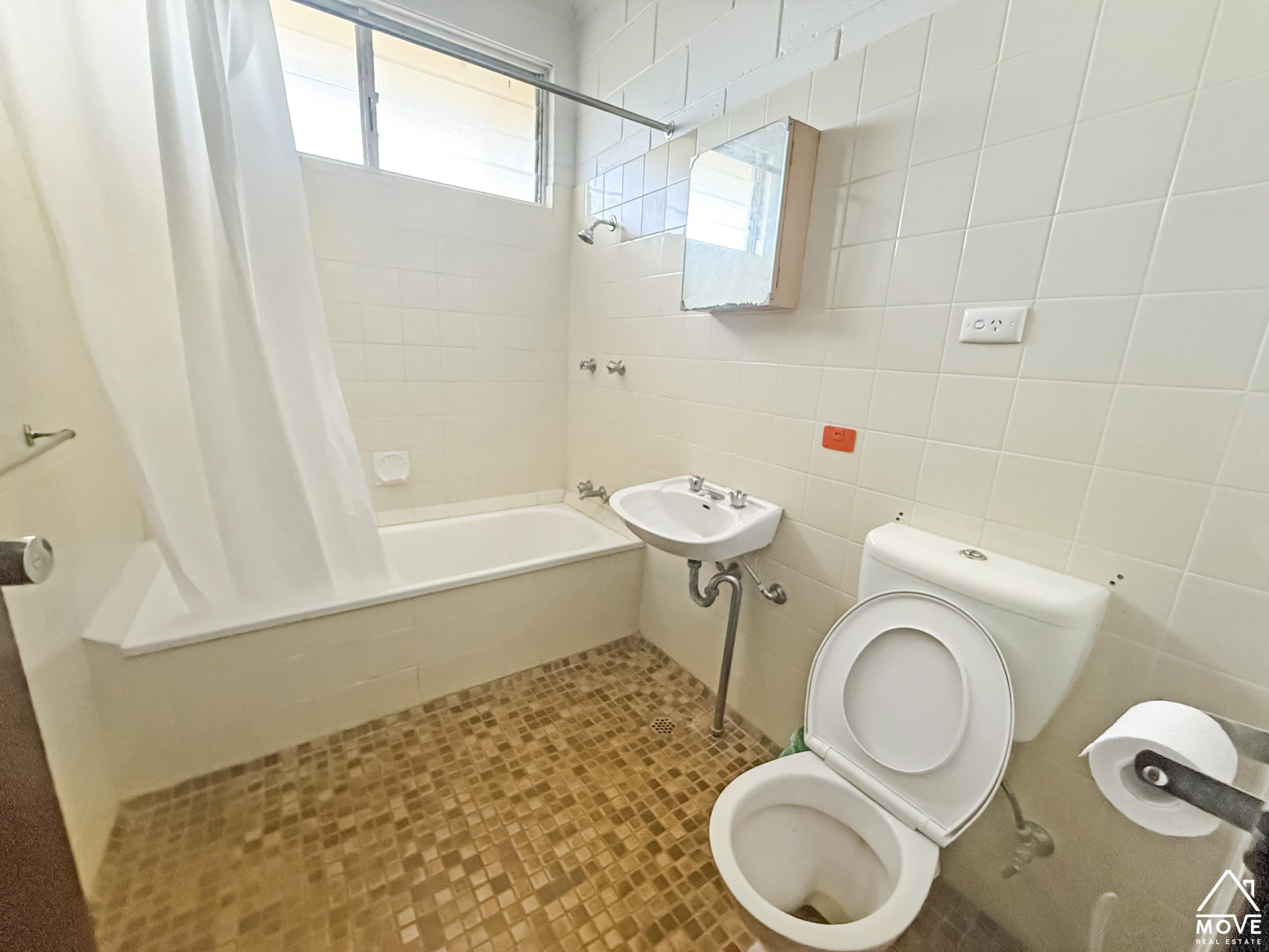 4 Hakea court, GREENVALE, QLD 4816 AUS