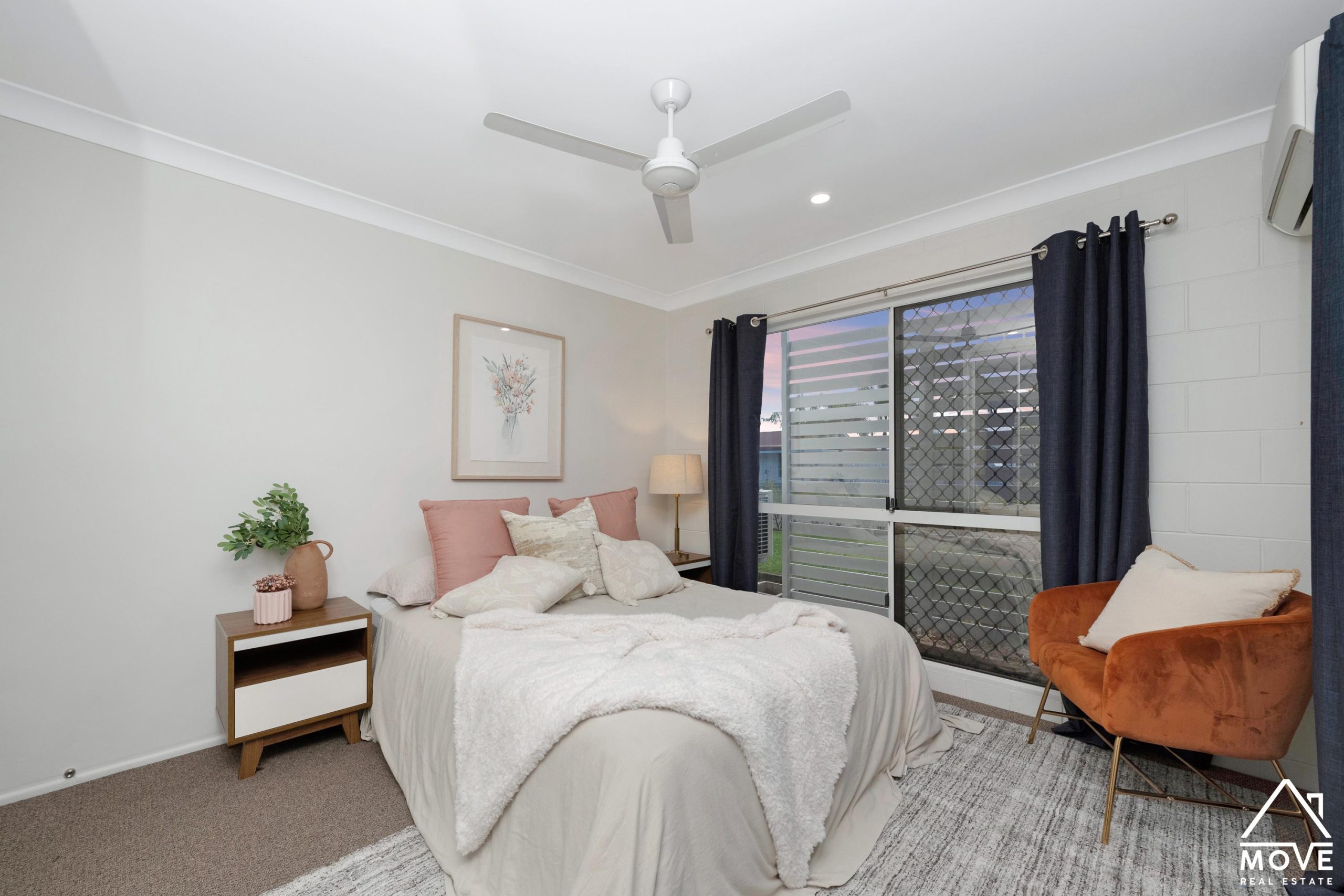 5 Saxby Crescent, MOUNT LOUISA, QLD 4814 AUS