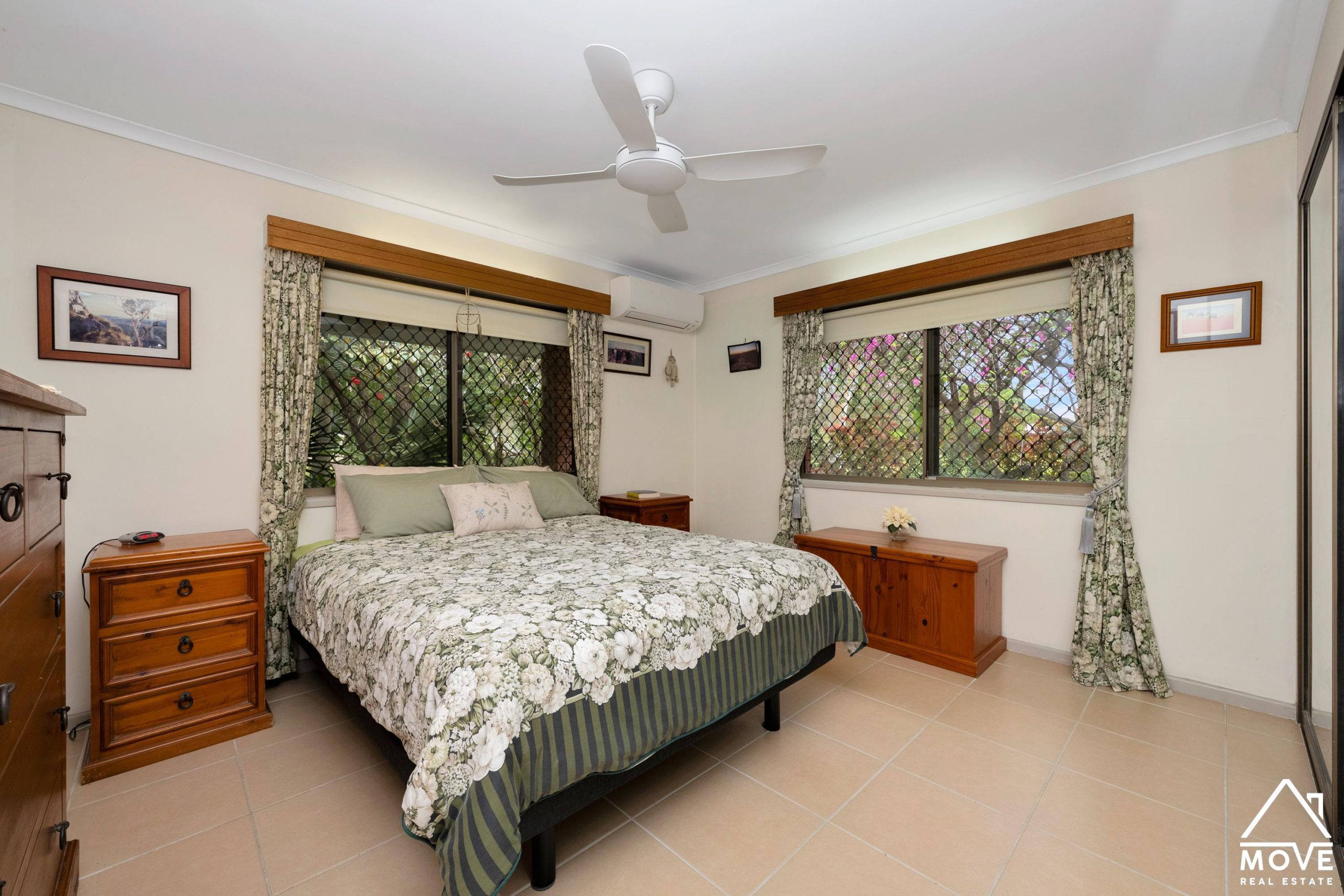 4 Bernborough Court, KELSO, QLD 4815 AUS