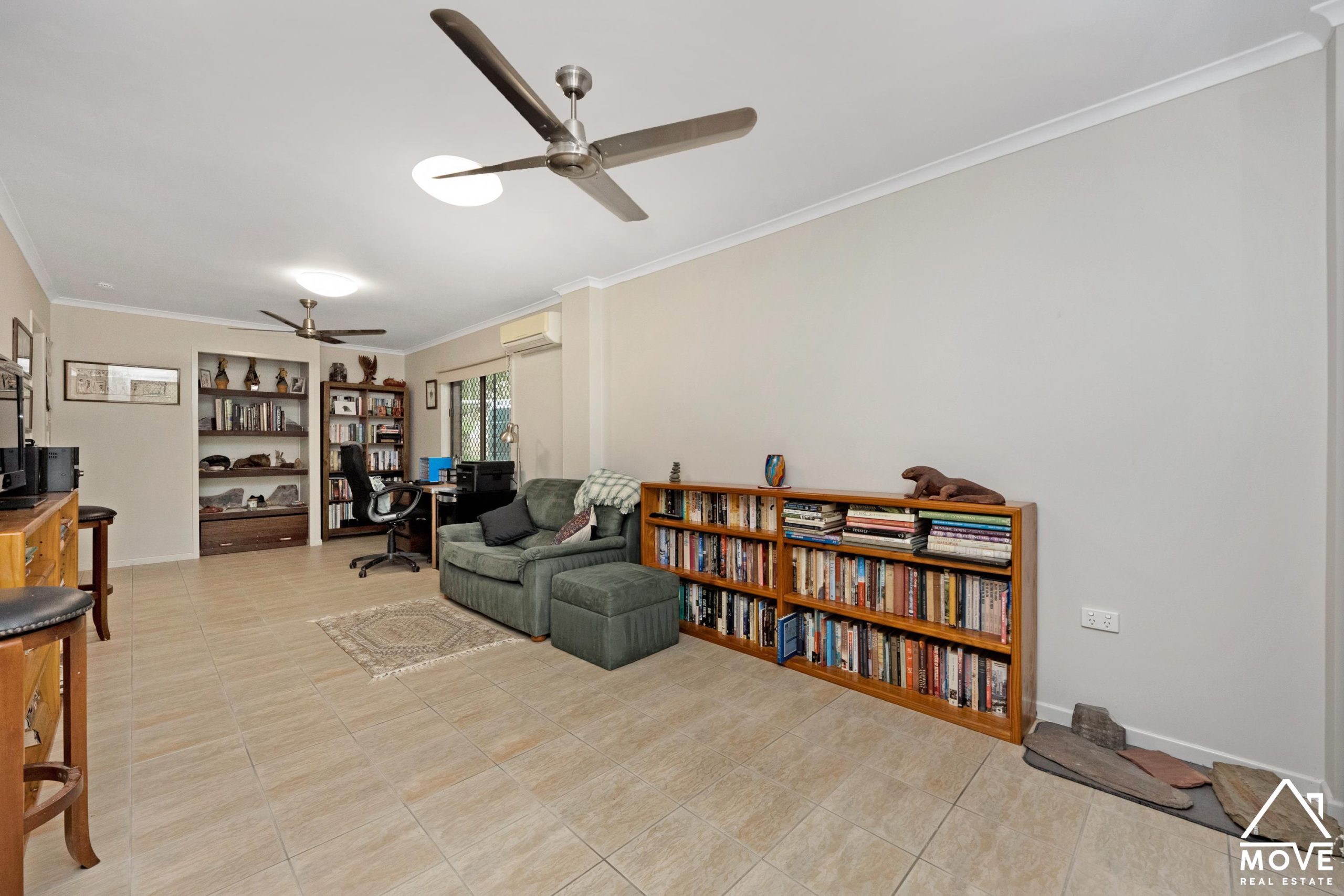 4 Bernborough Court, KELSO, QLD 4815 AUS