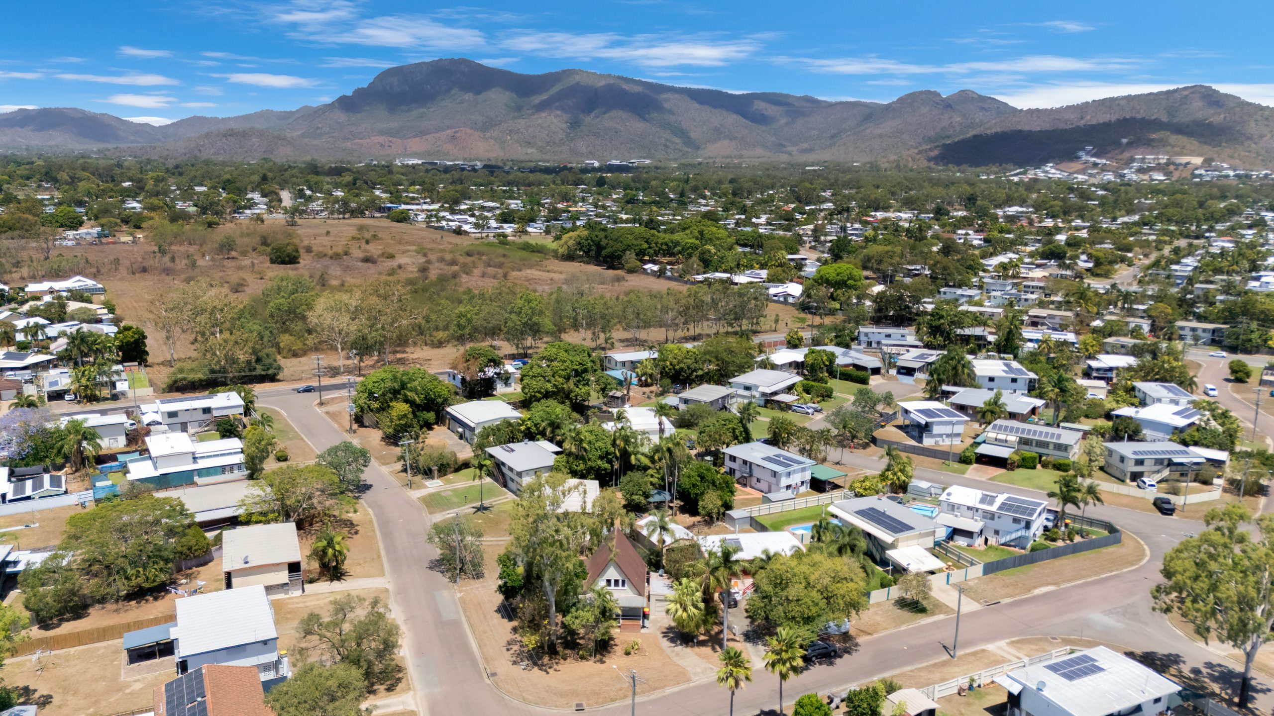 2 Sabadell Street, KIRWAN, QLD 4817 AUS