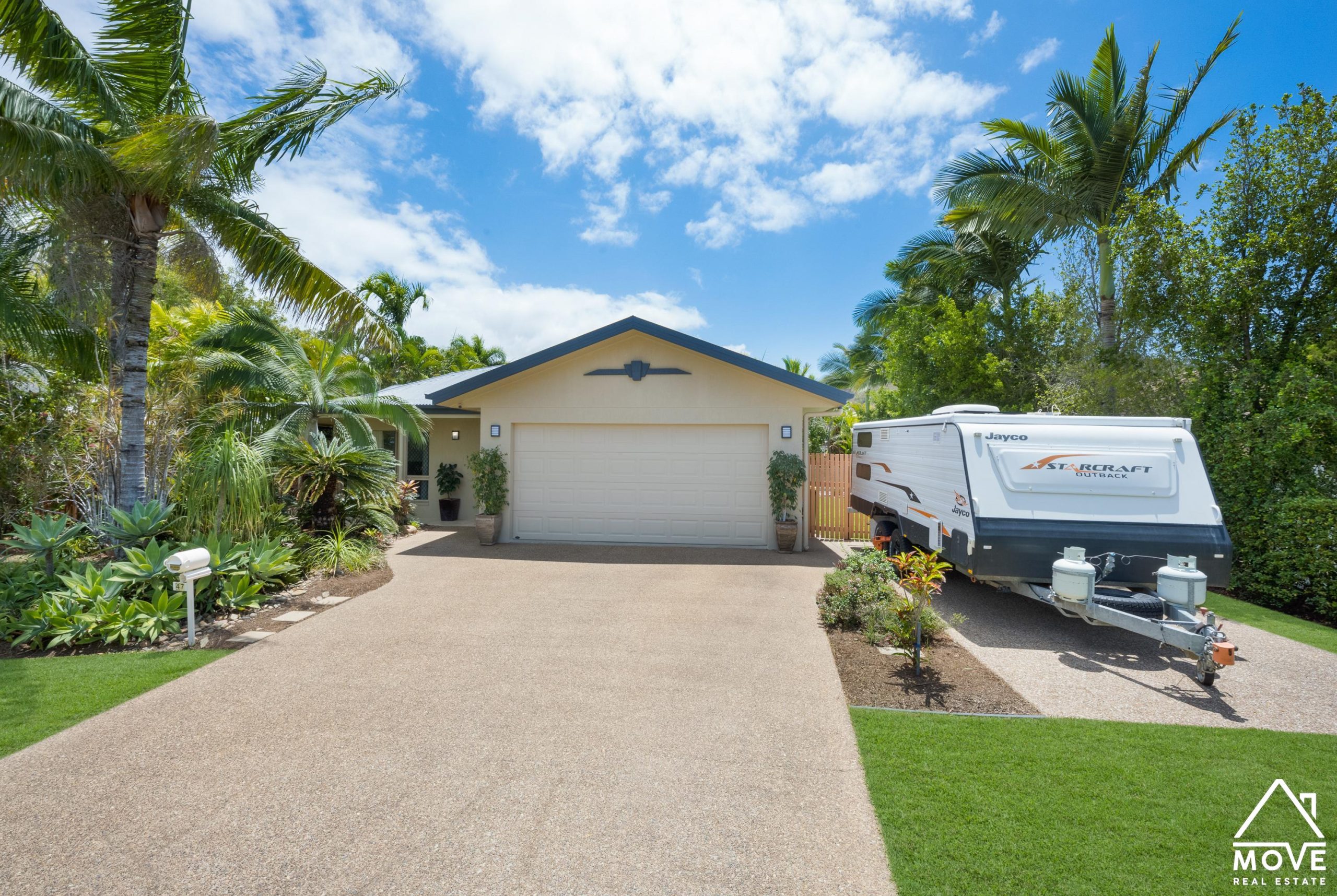47 Bamboo Crescent, MOUNT LOUISA, QLD 4814 AUS