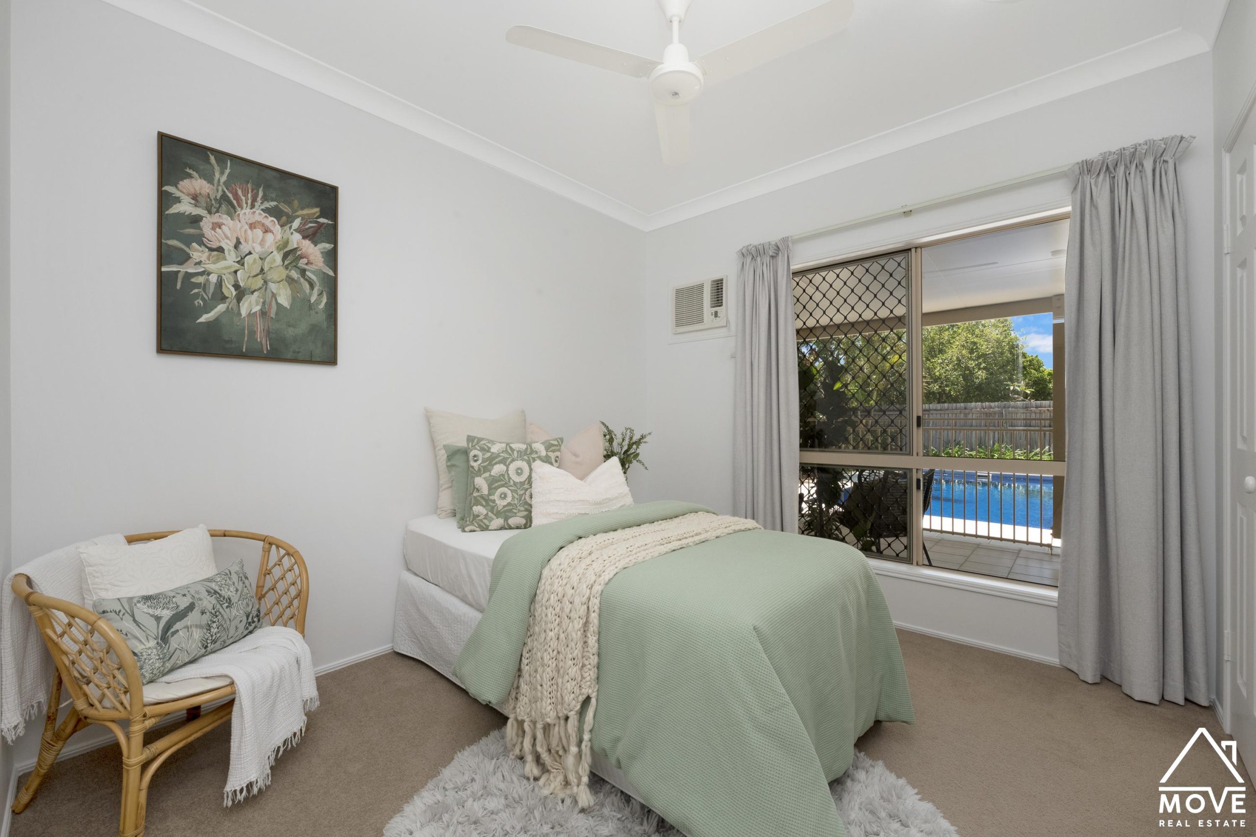 47 Bamboo Crescent, MOUNT LOUISA, QLD 4814 AUS