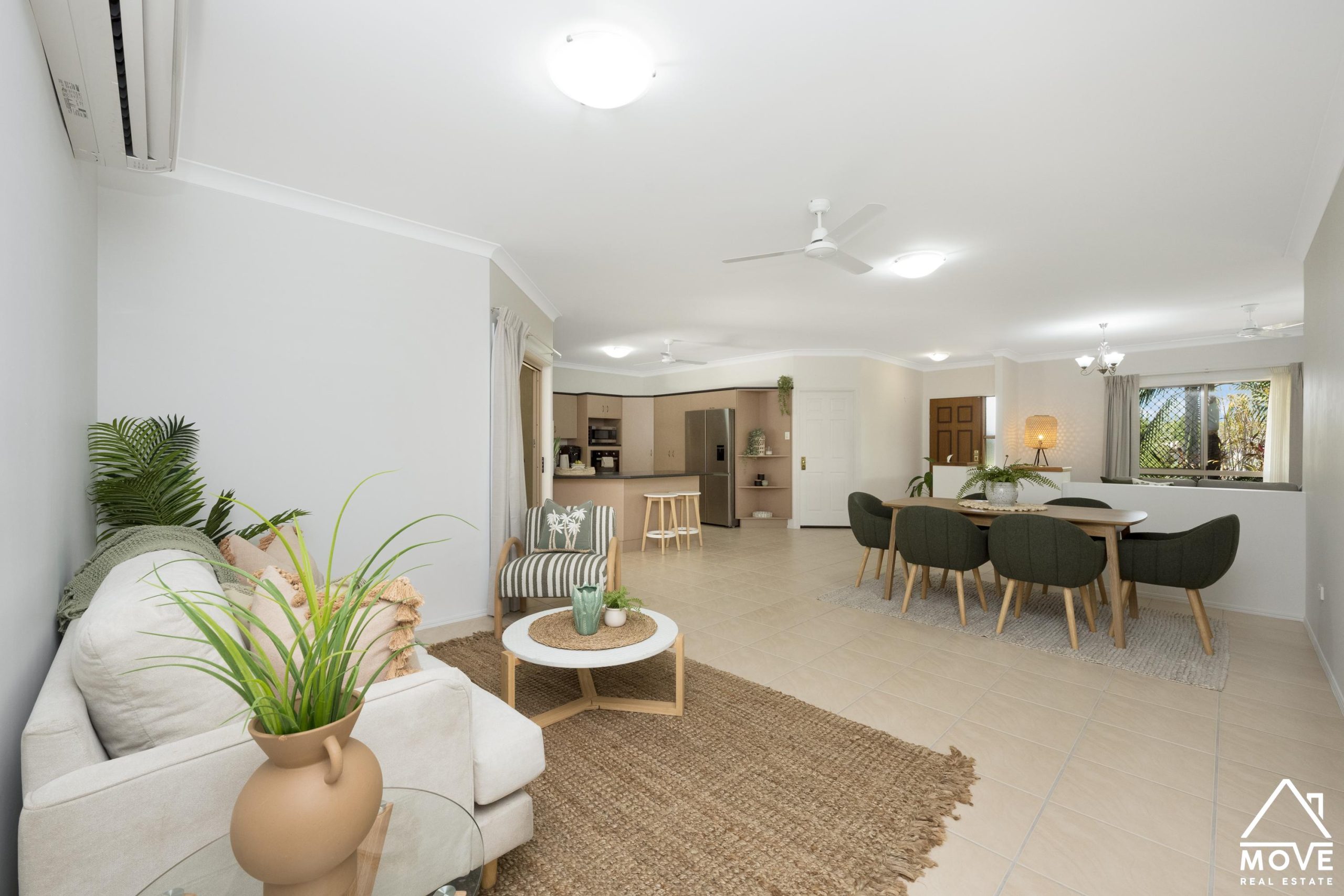 47 Bamboo Crescent, MOUNT LOUISA, QLD 4814 AUS