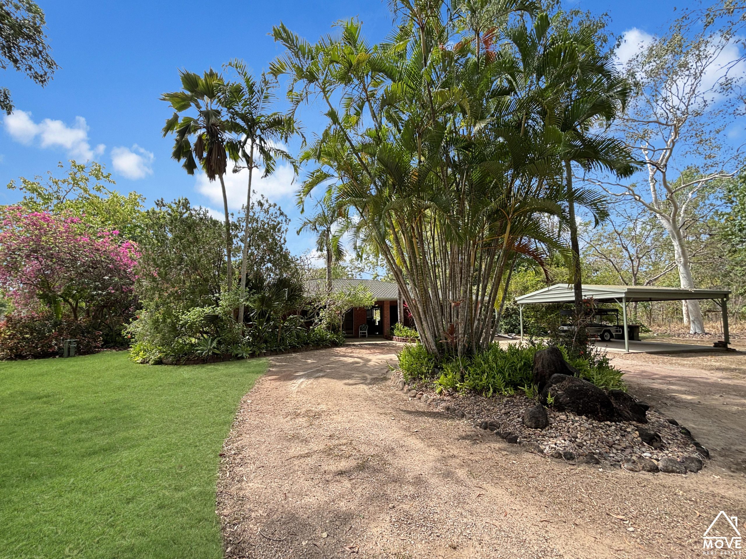 4 Bernborough Court, KELSO, QLD 4815 AUS