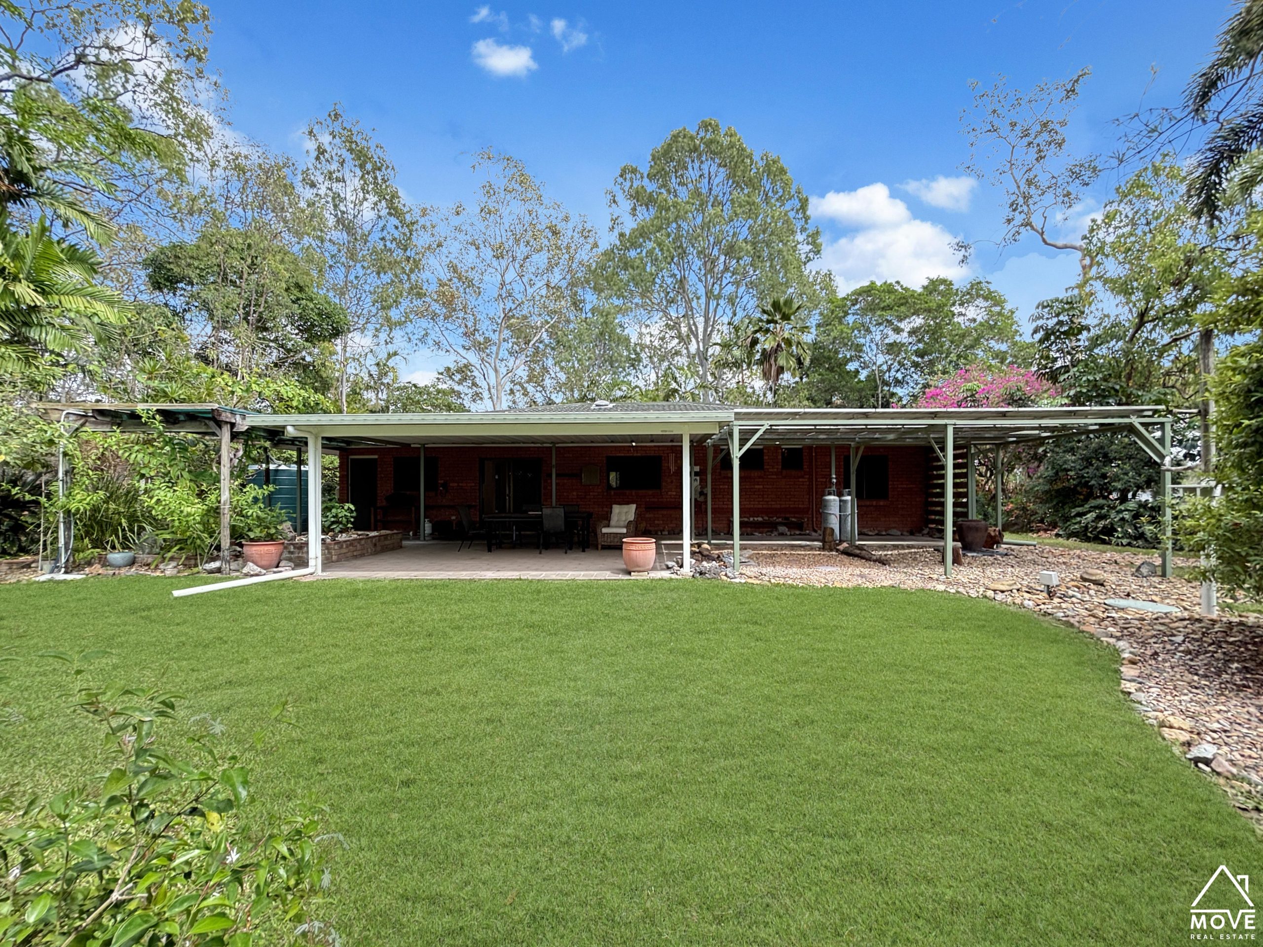 4 Bernborough Court, KELSO, QLD 4815 AUS