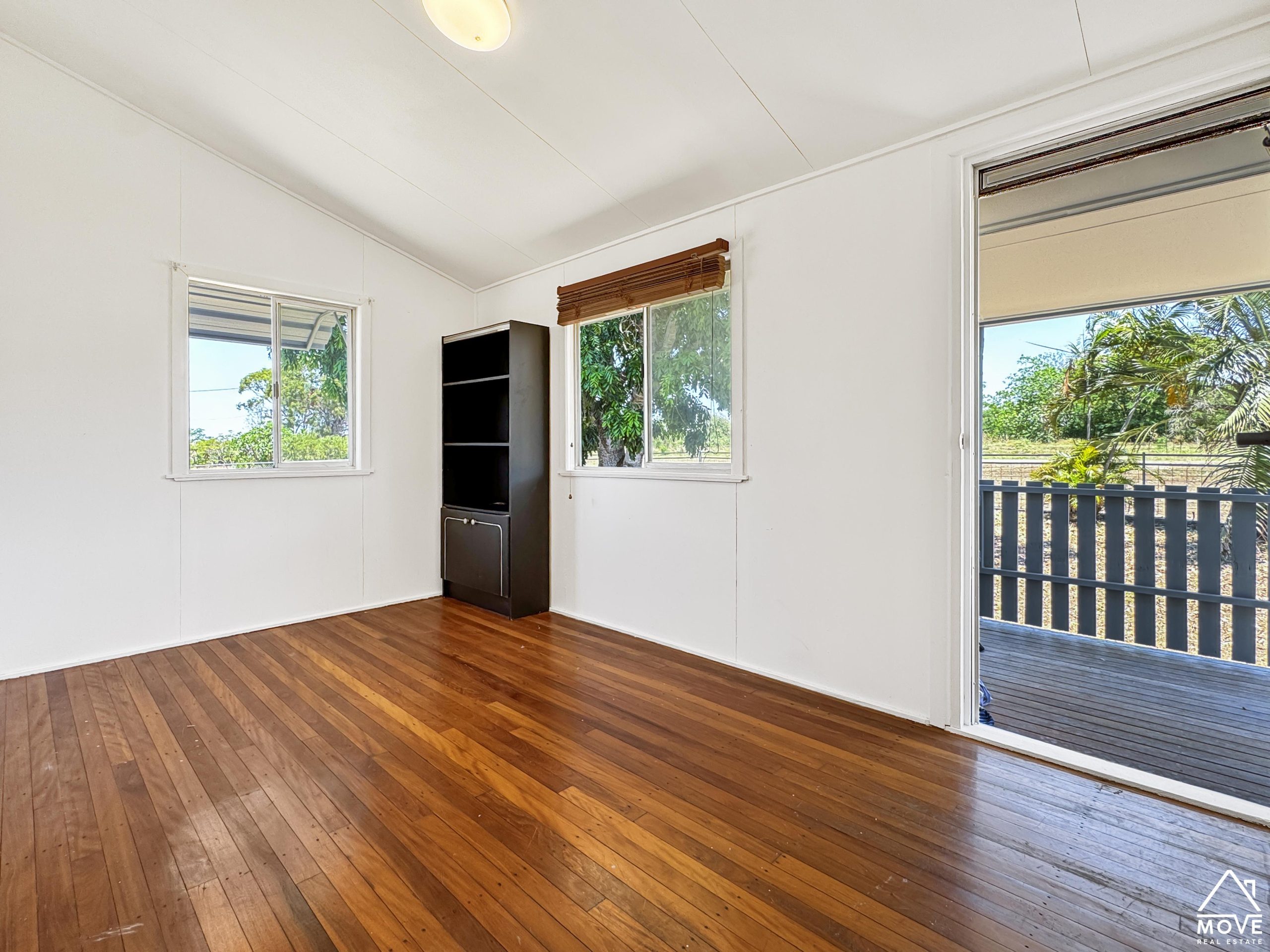 29 Clara Road, MOSMAN PARK, QLD 4820 AUS