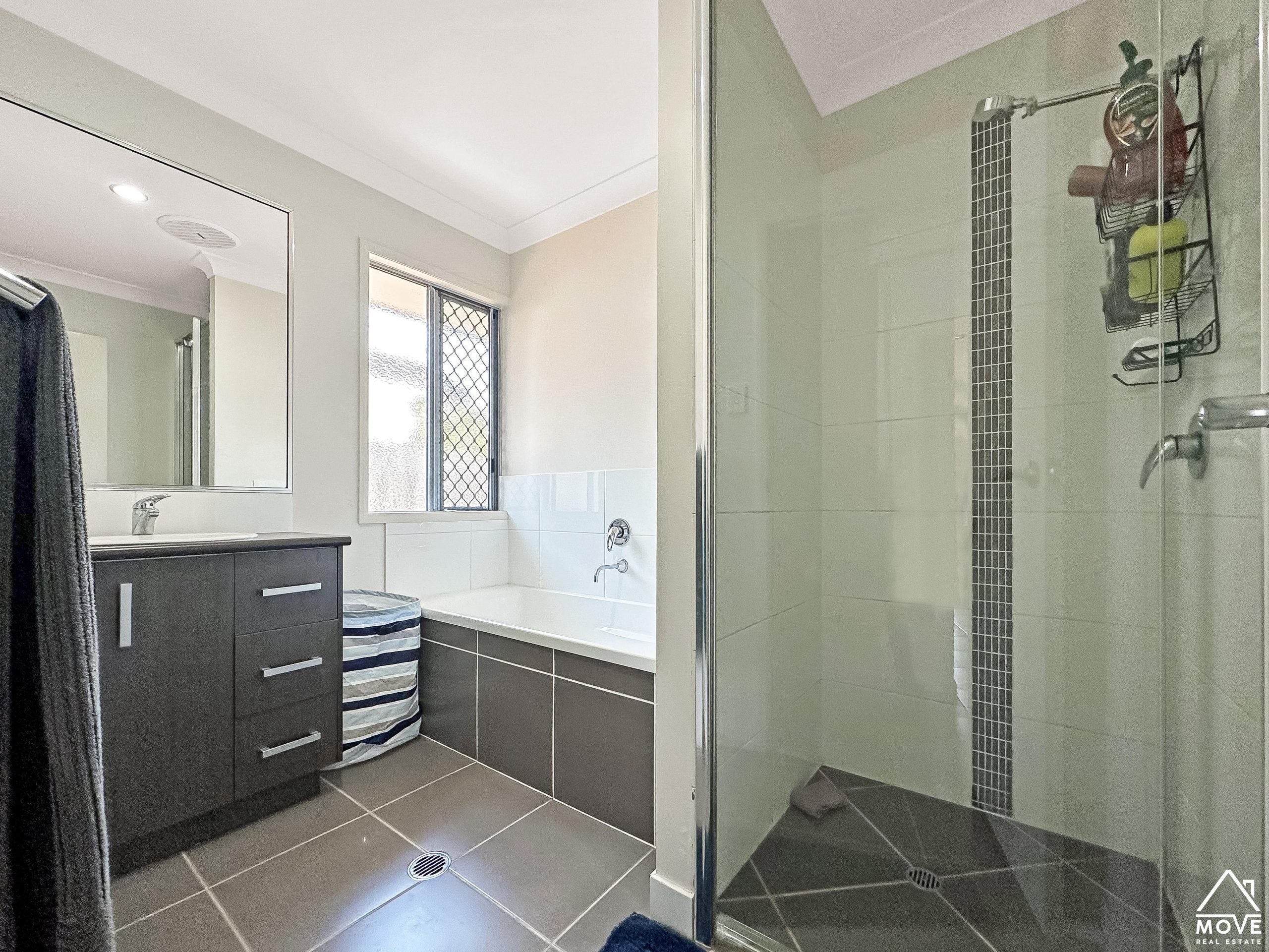 28 Mallorca Circuit, BURDELL, QLD 4818 AUS