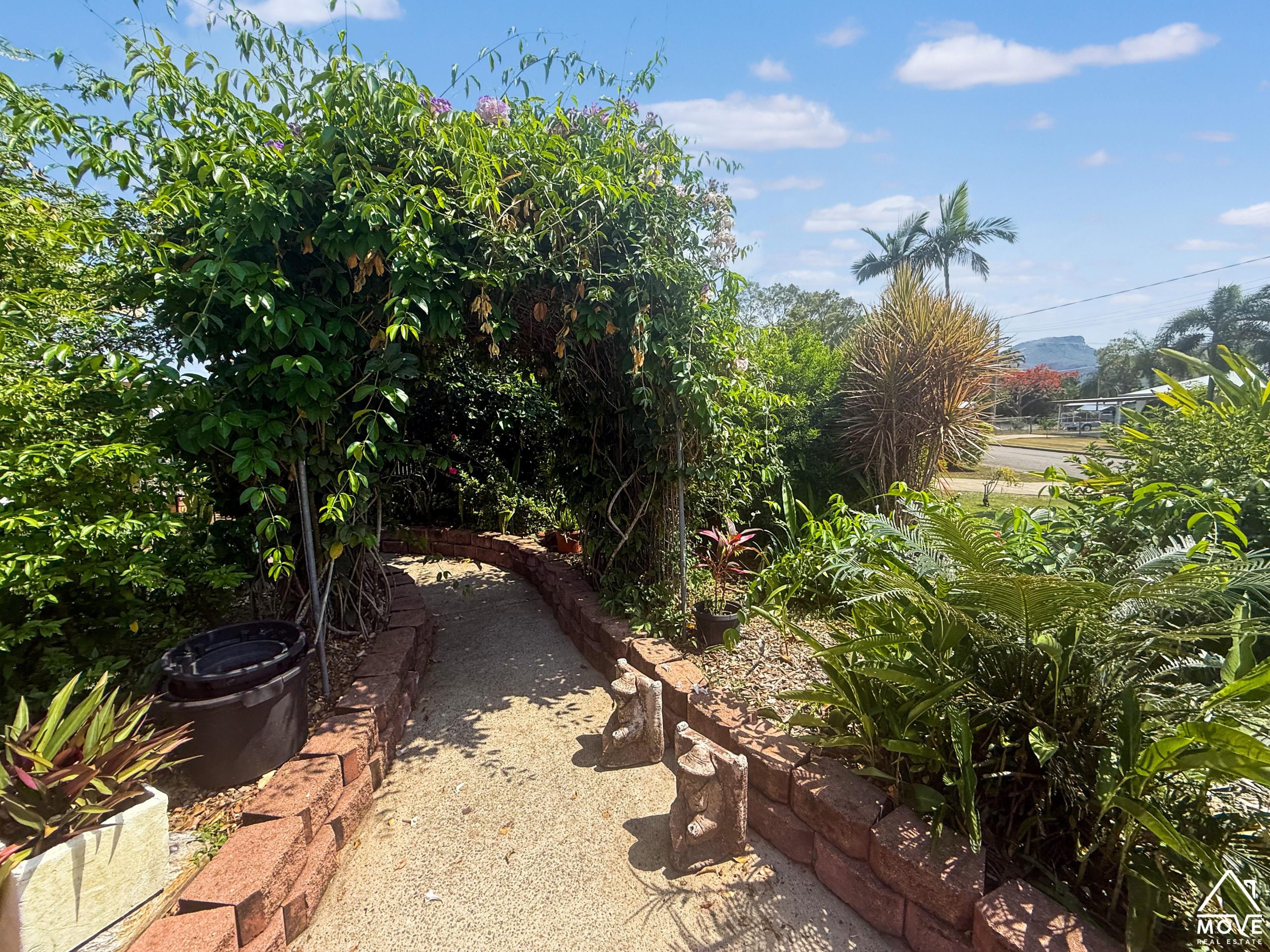 5 Peter Street, KELSO, QLD 4815 AUS