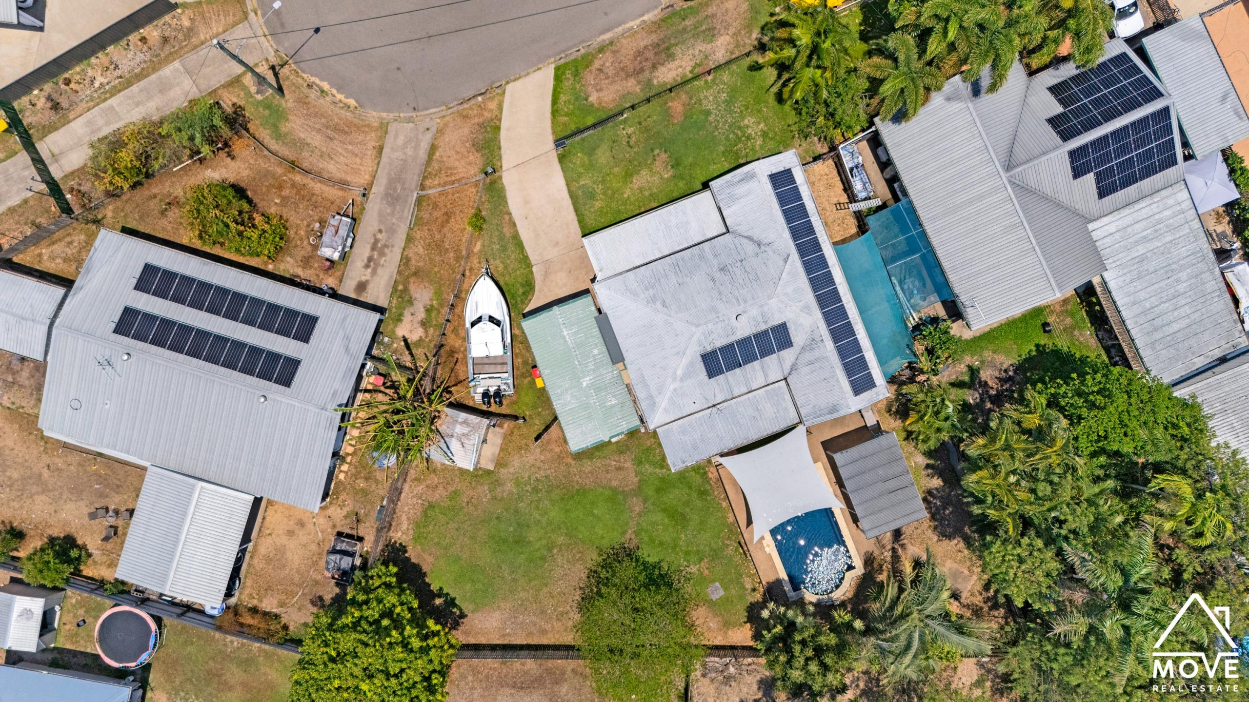 8 Gardiner Court, KELSO, QLD 4815 AUS