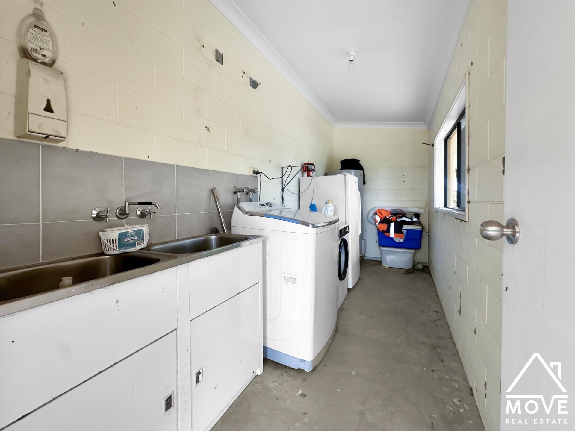 23 Bonnett Road, MOUNT LOW, QLD 4818 AUS