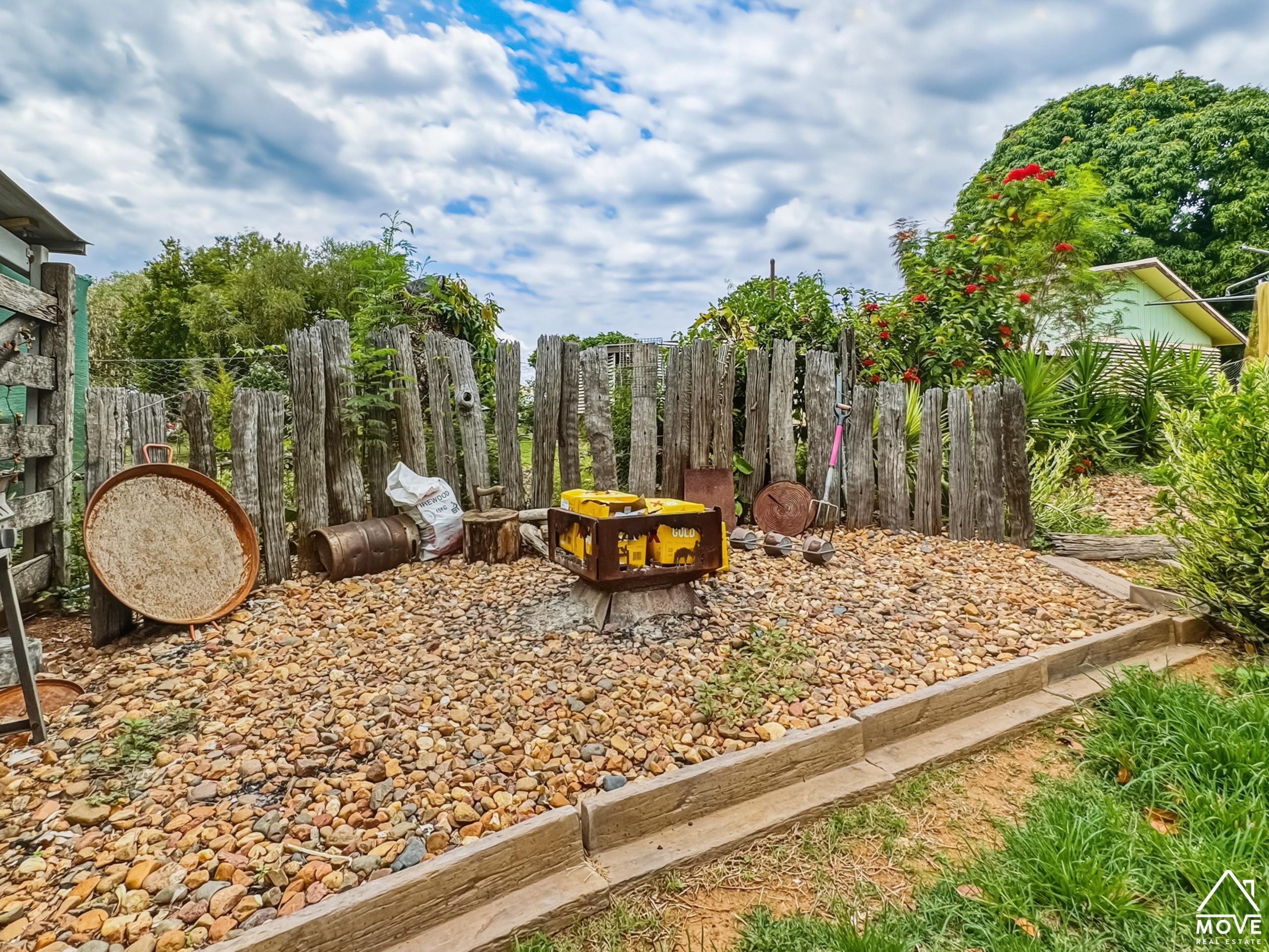 6 Devereux Street, QUEENTON, QLD 4820 AUS