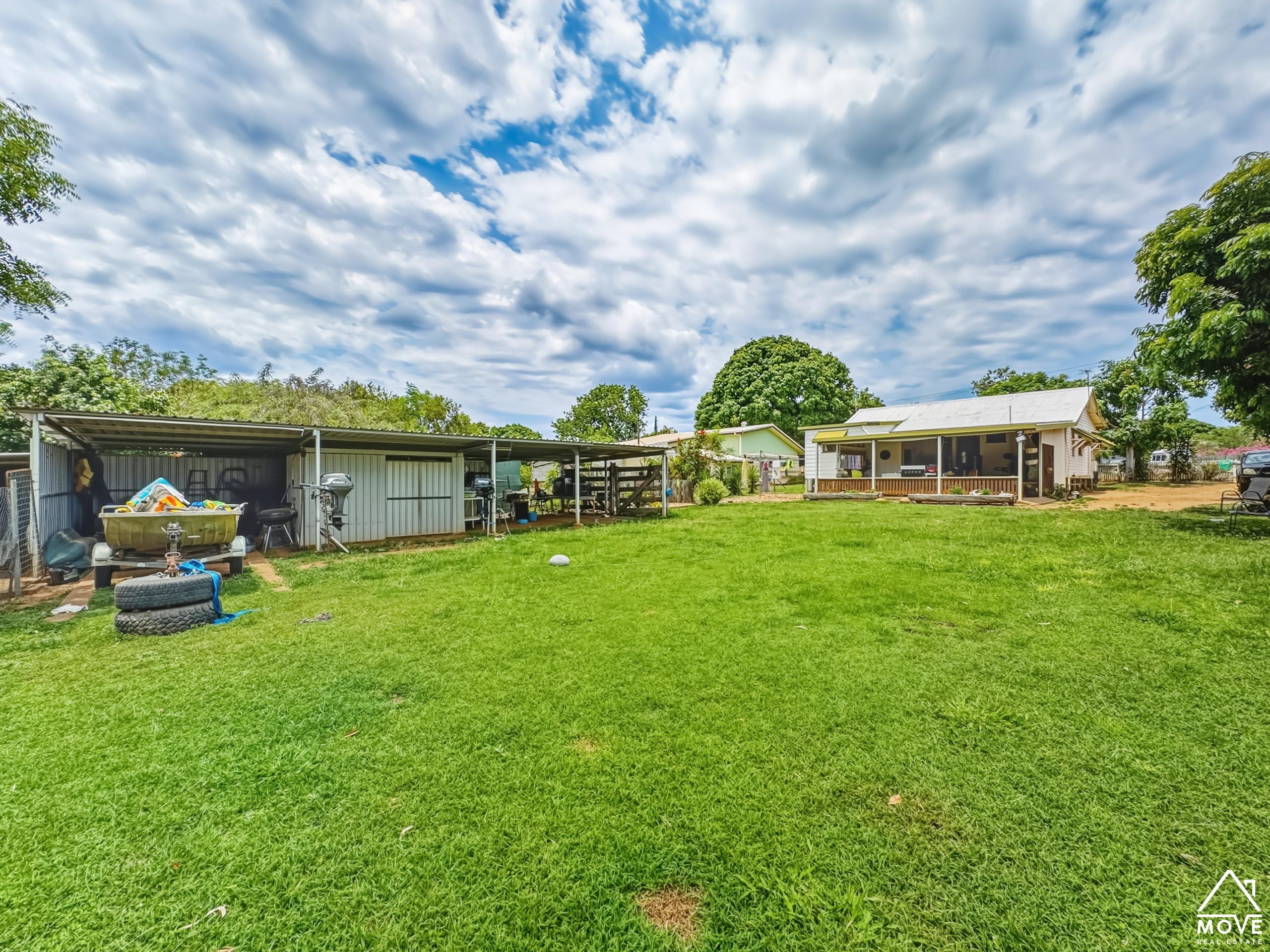 6 Devereux Street, QUEENTON, QLD 4820 AUS