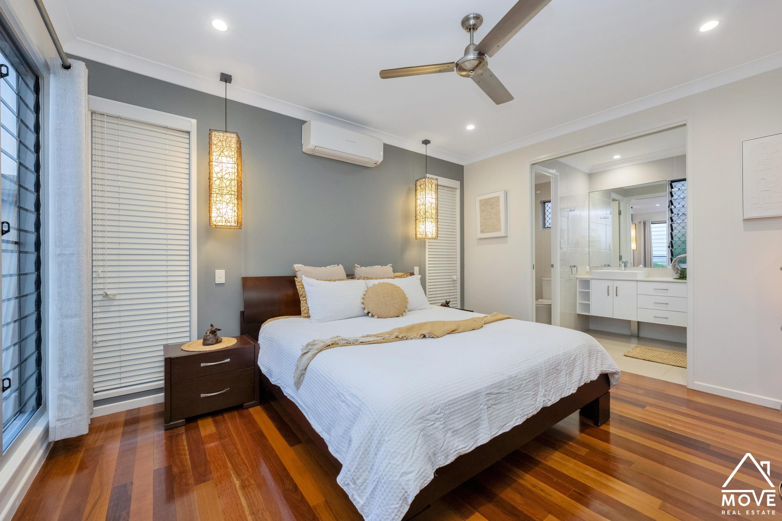 35 Nettleton Street, MOUNT LOUISA, QLD 4814 AUS