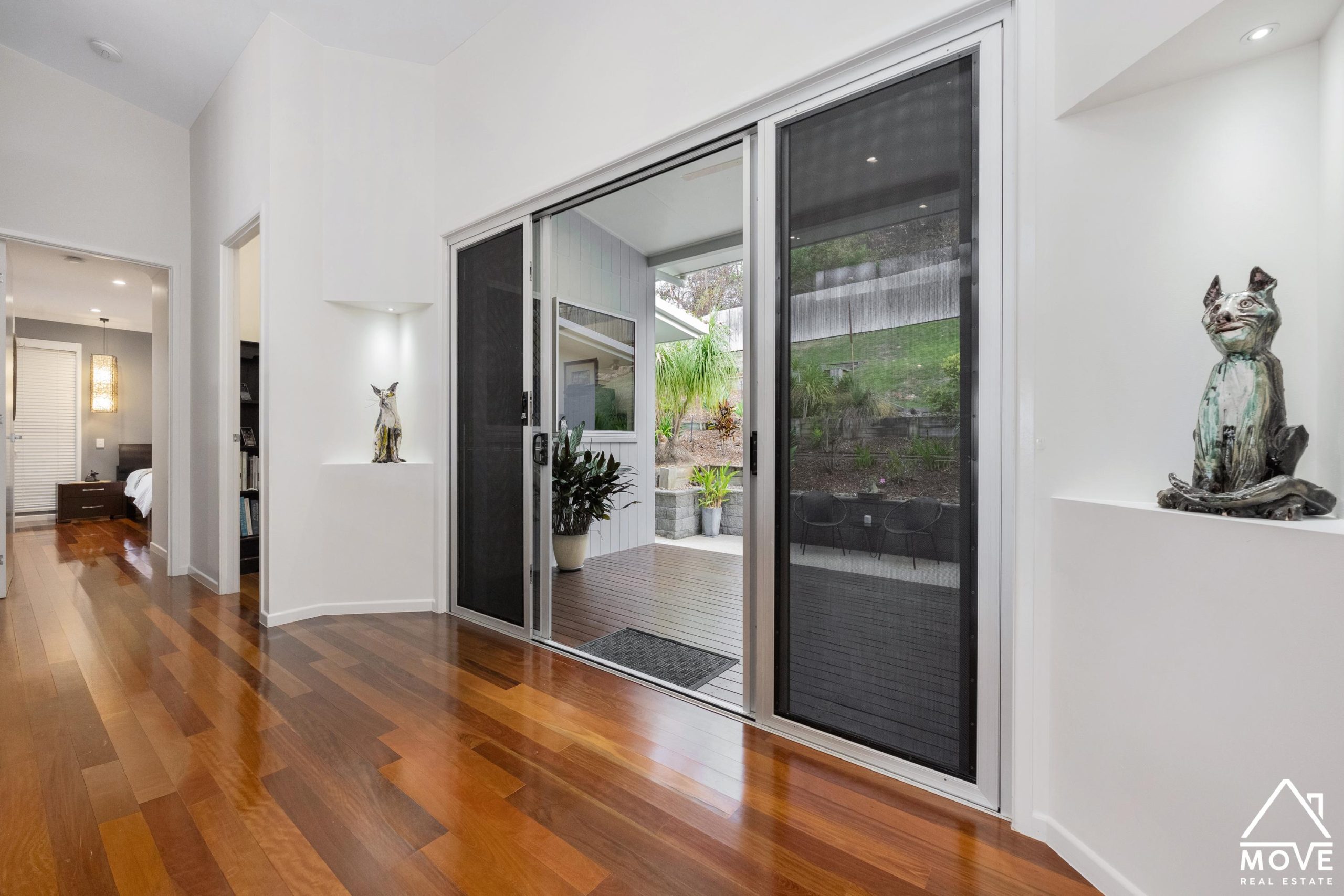 35 Nettleton Street, MOUNT LOUISA, QLD 4814 AUS