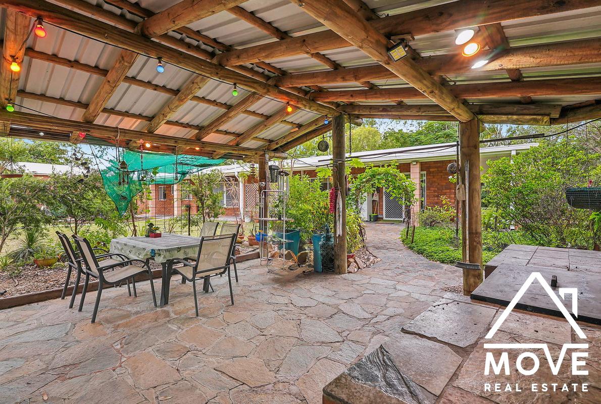 12 Frendon Parade, MOUNT LOW, QLD 4818 AUS