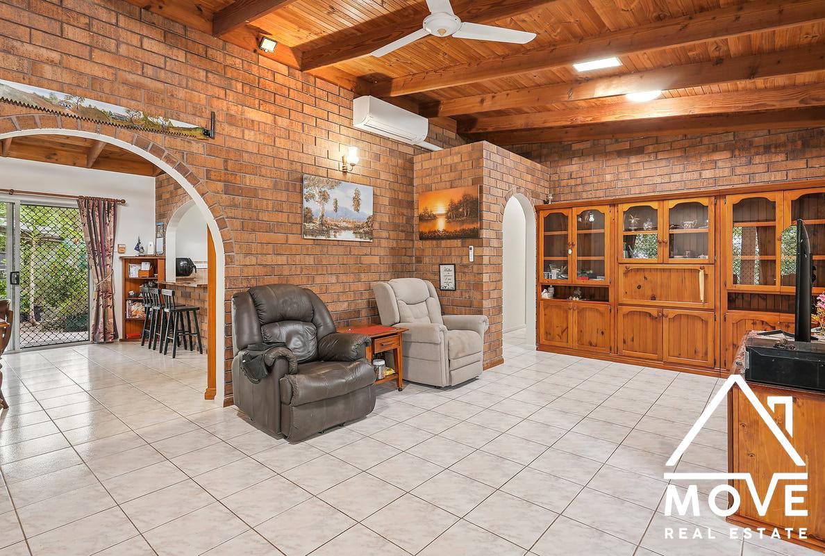 12 Frendon Parade, MOUNT LOW, QLD 4818 AUS