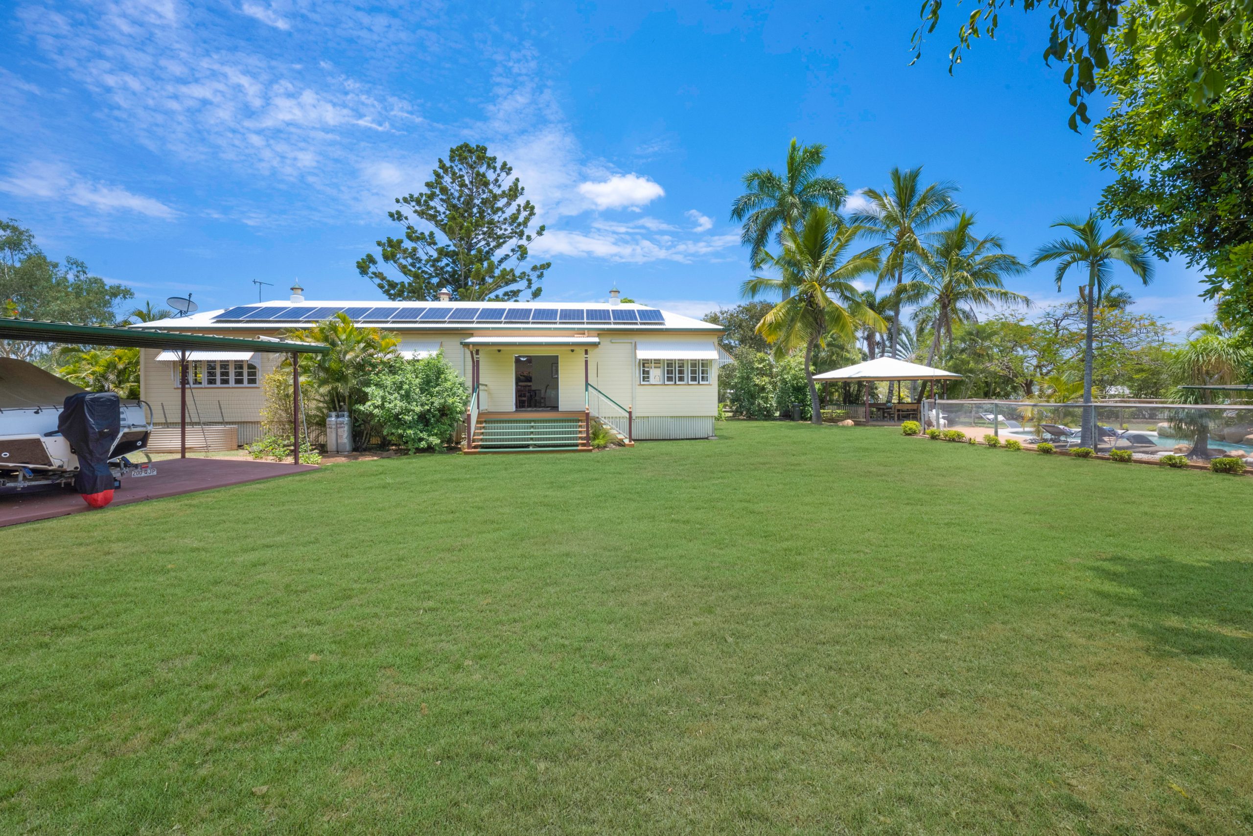 13 Kellys Road, QUEENTON, QLD 4820 AUS