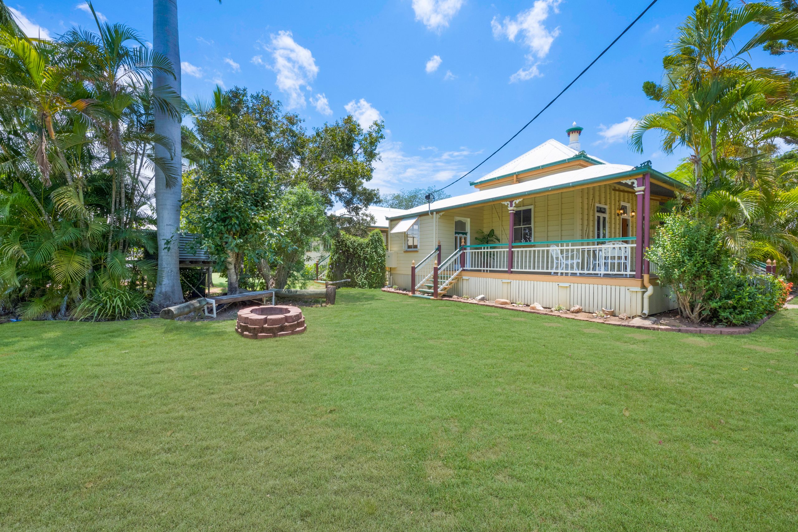 13 Kellys Road, QUEENTON, QLD 4820 AUS