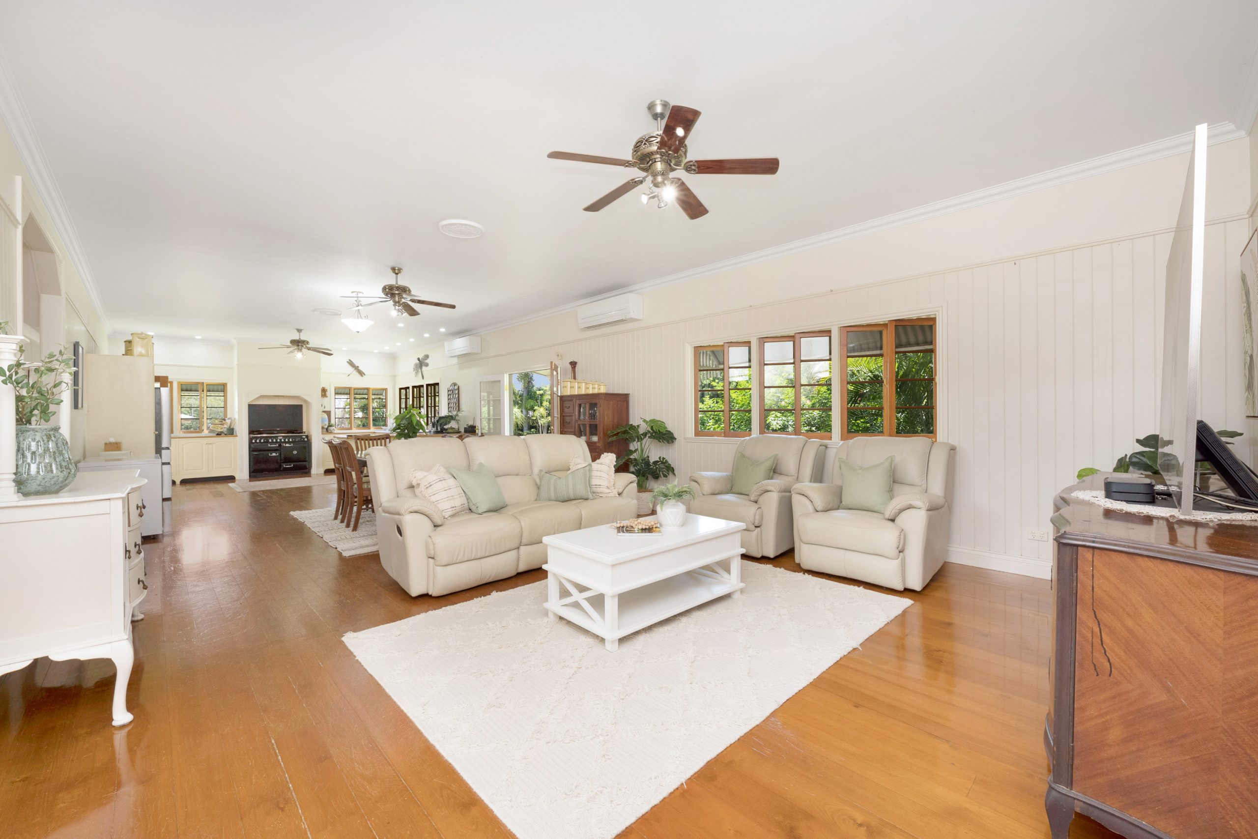 13 Kellys Road, QUEENTON, QLD 4820 AUS