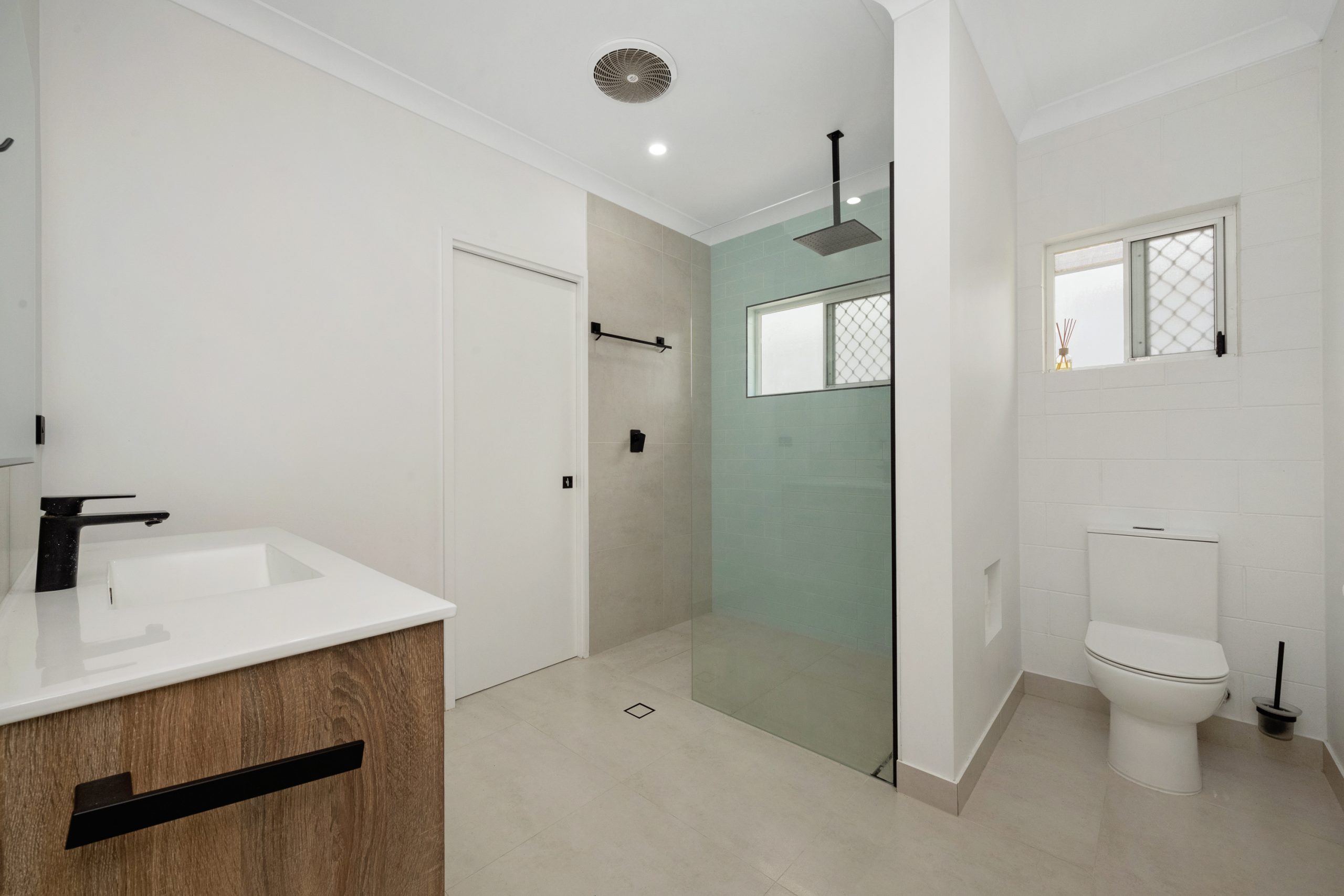 5 Mentana Court, WULGURU, QLD 4811 AUS