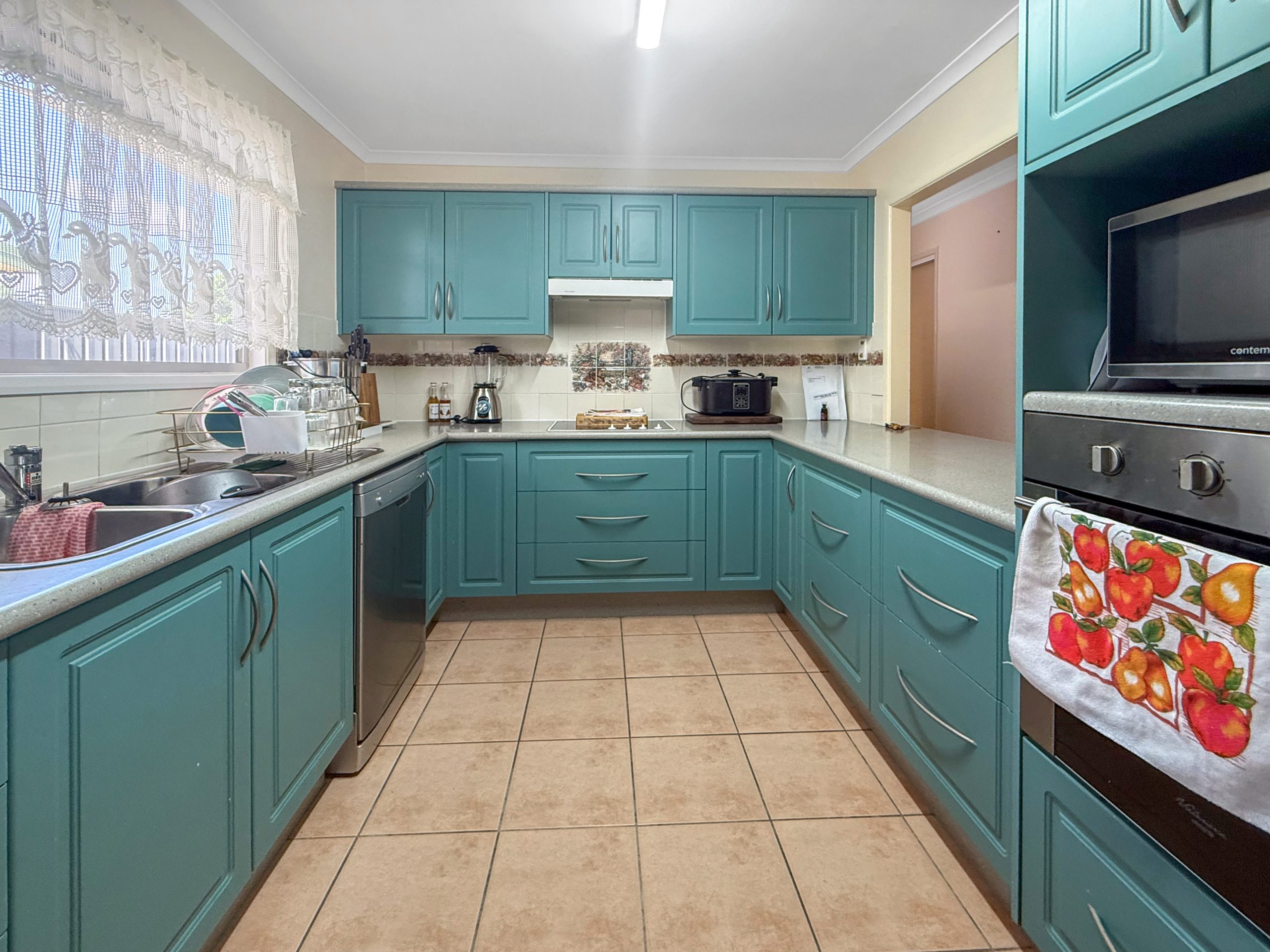 5 Peter Street, KELSO, QLD 4815 AUS