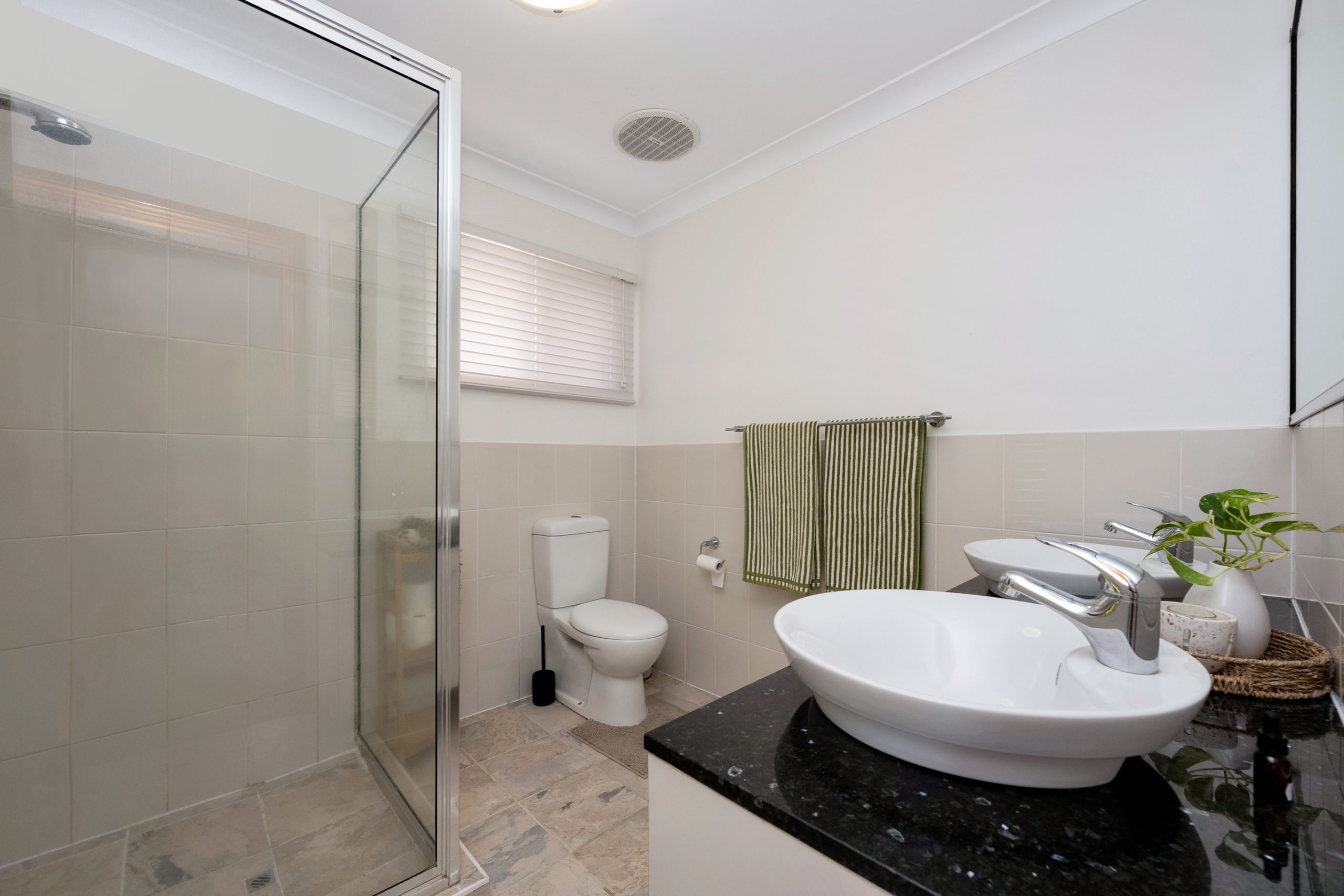 3 Rochester Court, KIRWAN, QLD 4817 AUS