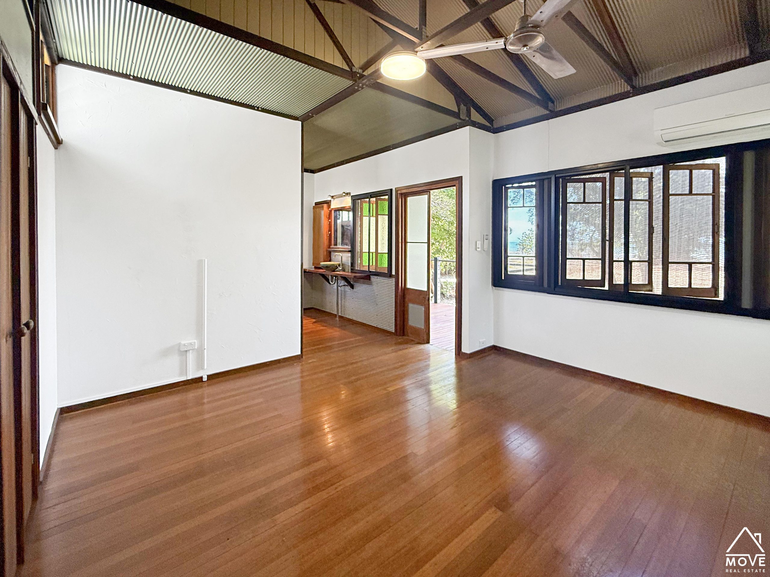 88 The Esplanade, TOOLAKEA, QLD 4818 AUS