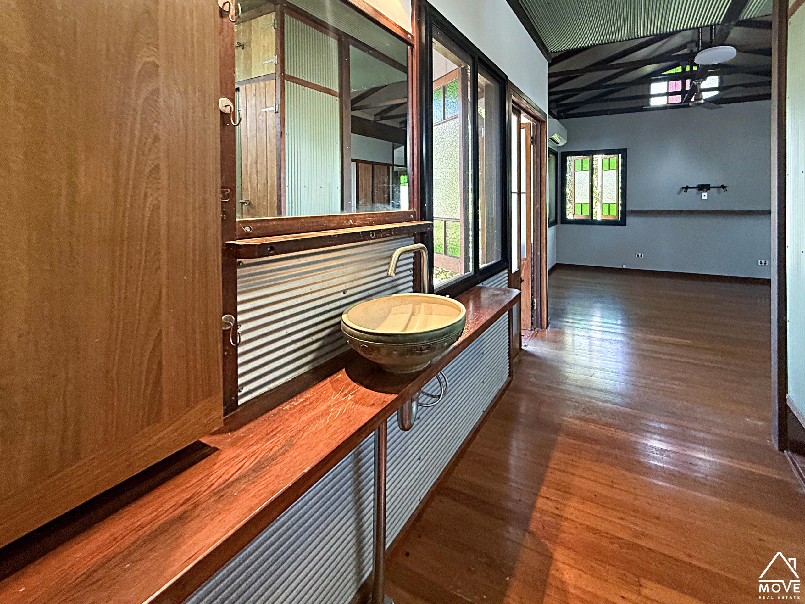 88 The Esplanade, TOOLAKEA, QLD 4818 AUS