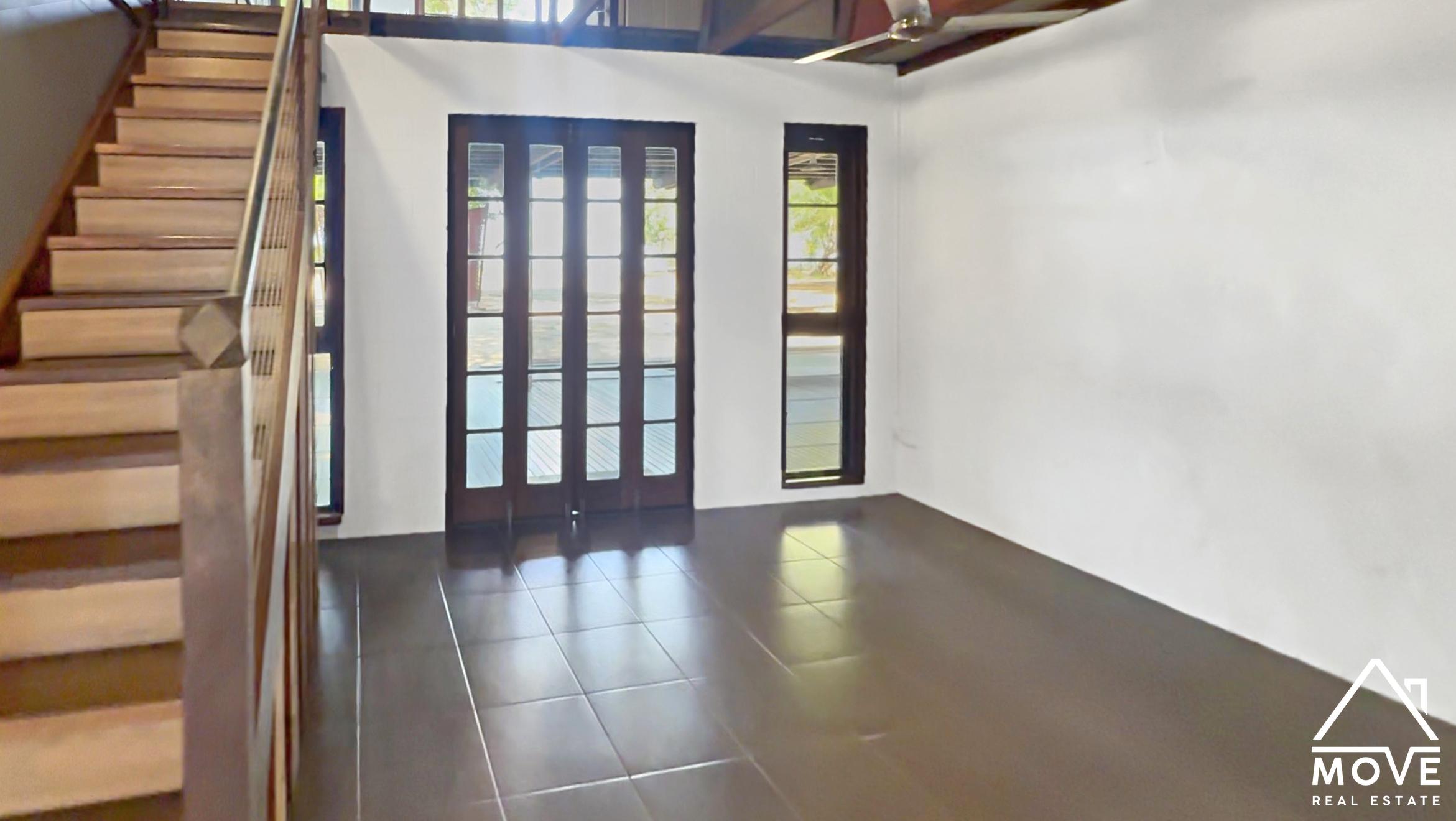 88 The Esplanade, TOOLAKEA, QLD 4818 AUS