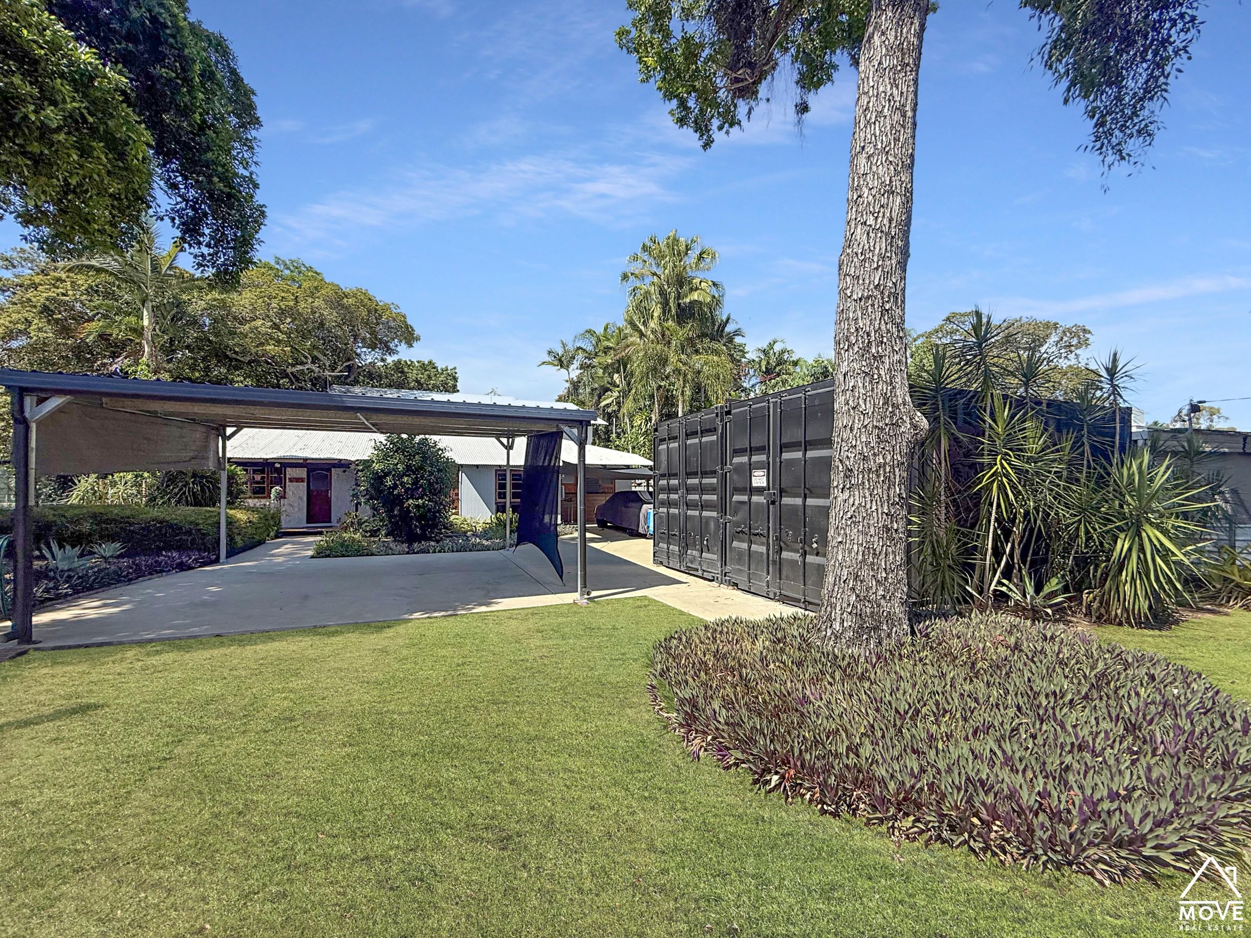 88 The Esplanade, TOOLAKEA, QLD 4818 AUS