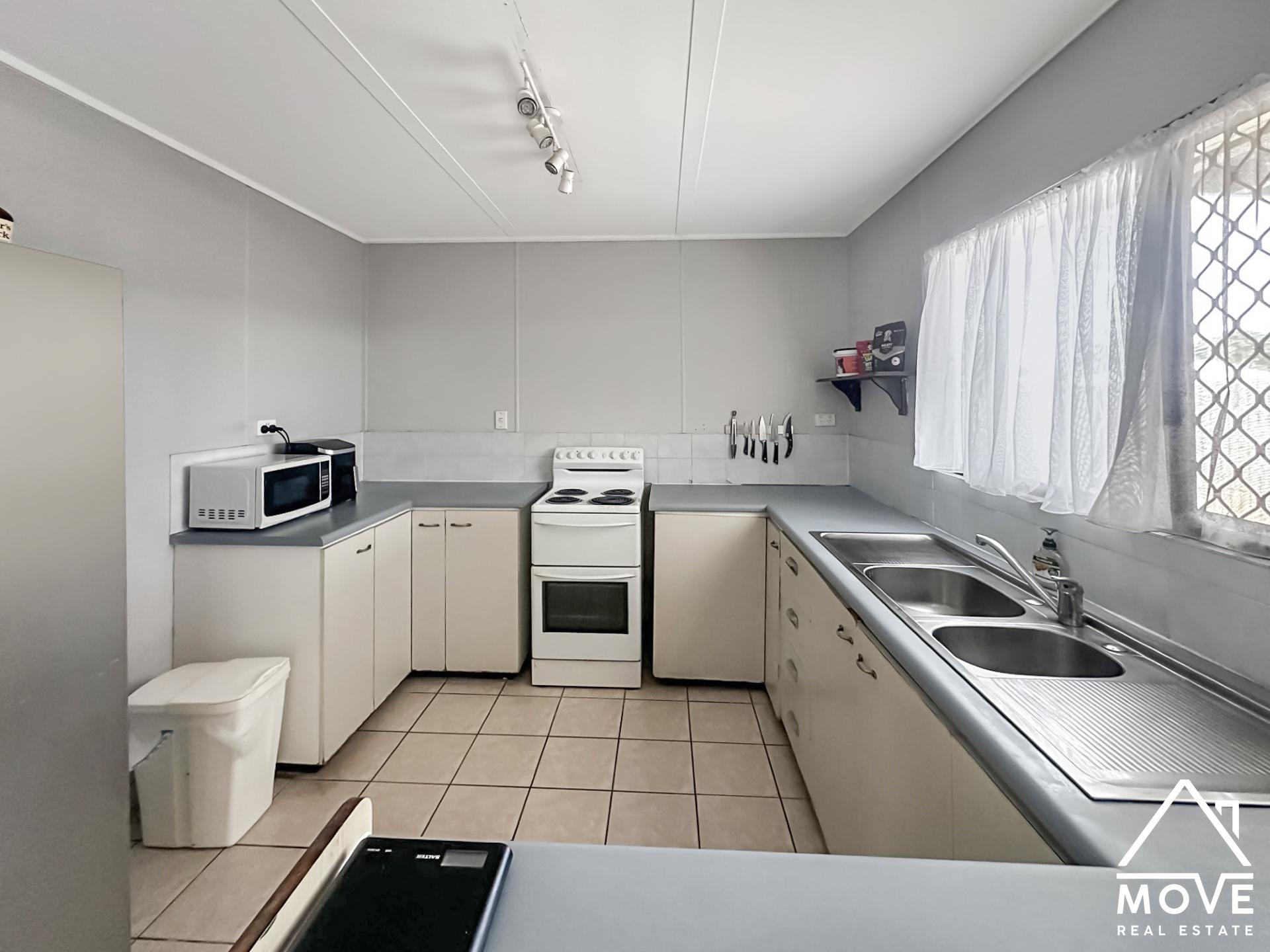 1 Thorburn Court, KELSO, QLD 4815 AUS