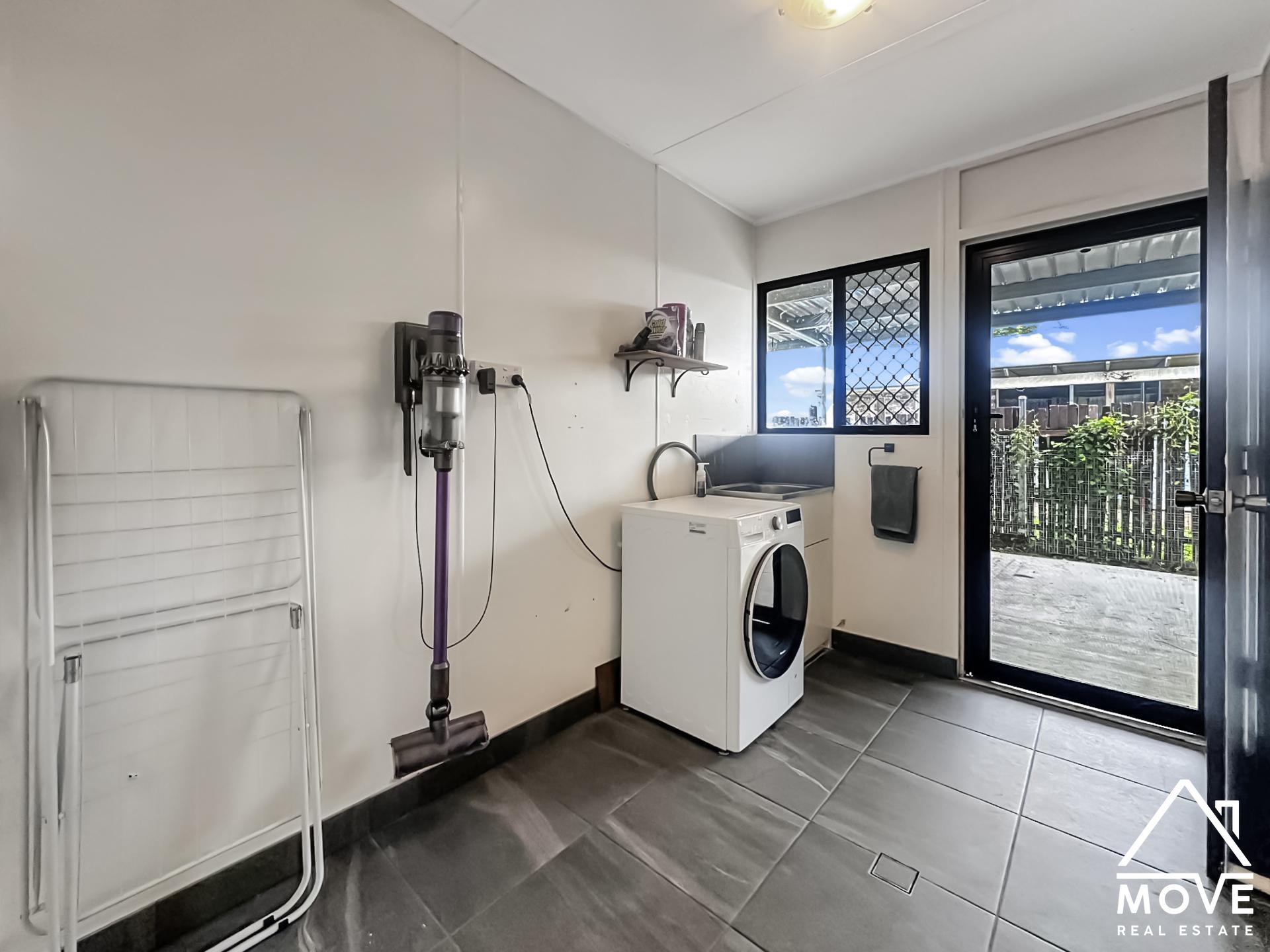 1 Thorburn Court, KELSO, QLD 4815 AUS